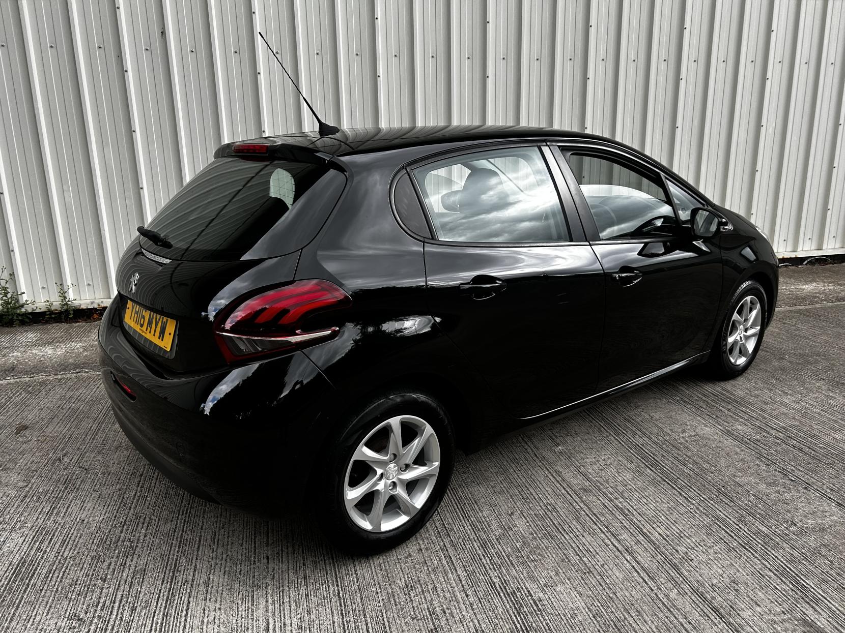 Peugeot 208 1.0 PureTech Active Hatchback 5dr Petrol Manual Euro 6 (68 ps)