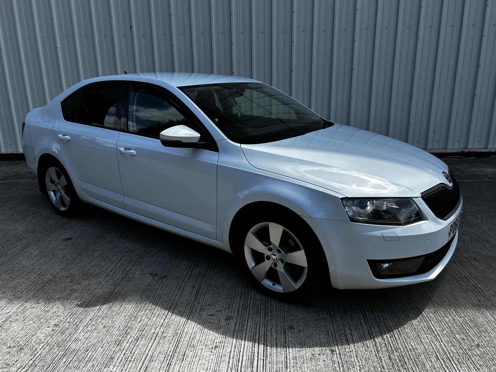 Skoda Octavia 1.6 TDI SE Sport Hatchback 5dr Diesel Manual Euro 6 (s/s) (110 ps)