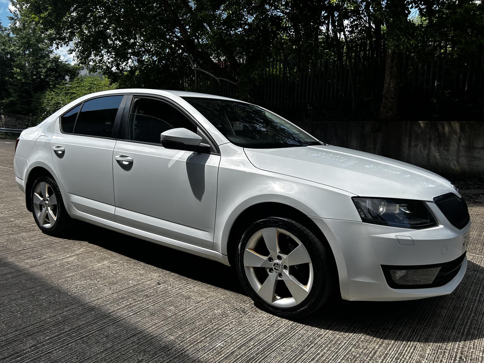 Skoda Octavia 1.6 TDI SE Sport Hatchback 5dr Diesel Manual Euro 6 (s/s) (110 ps)