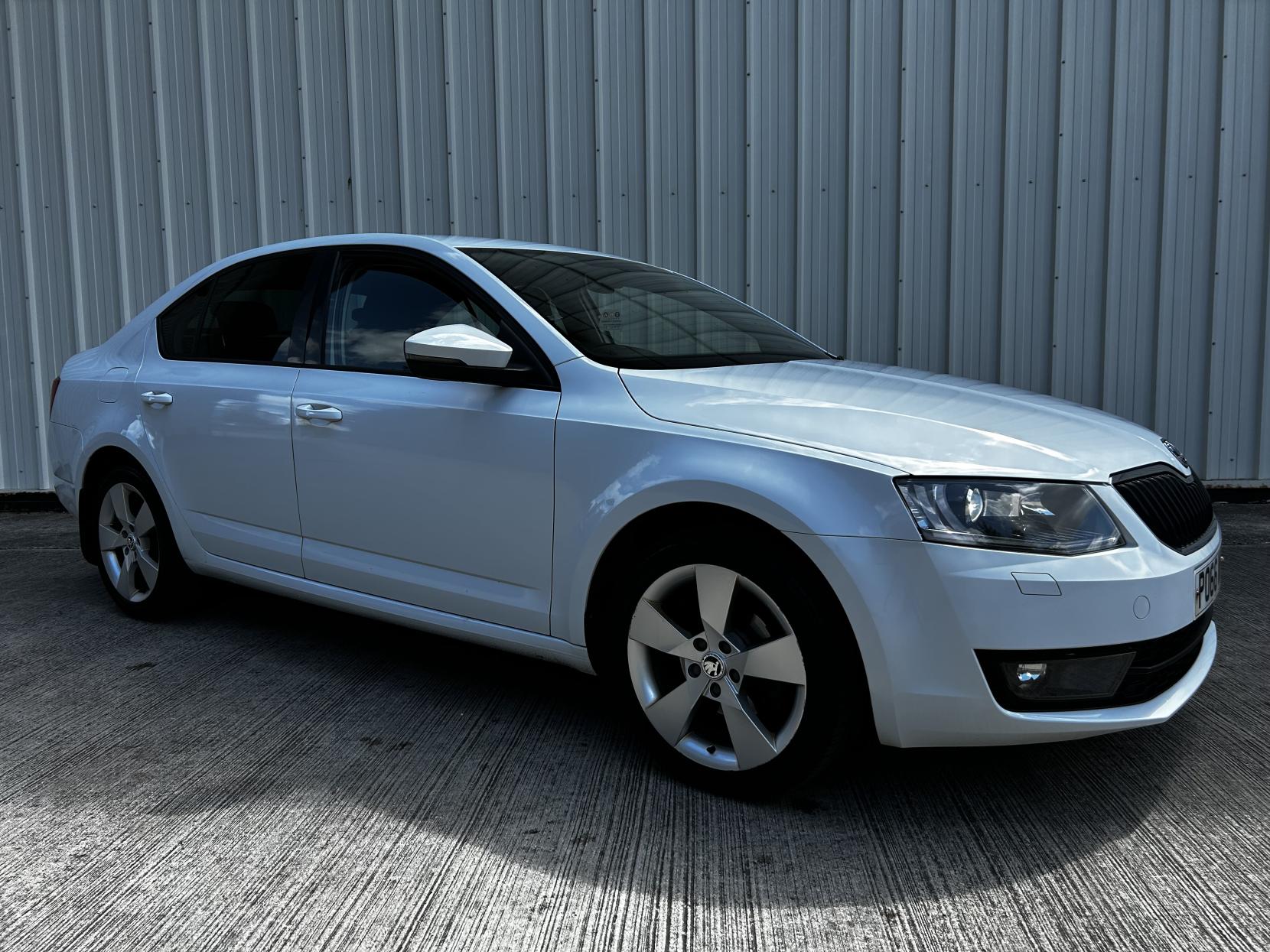 Skoda Octavia 1.6 TDI SE Sport Hatchback 5dr Diesel Manual Euro 6 (s/s) (110 ps)