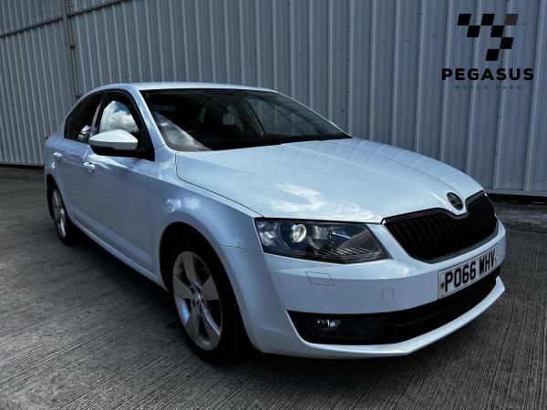 Skoda Octavia 1.6 TDI SE Sport Hatchback 5dr Diesel Manual Euro 6 (s/s) (110 ps)