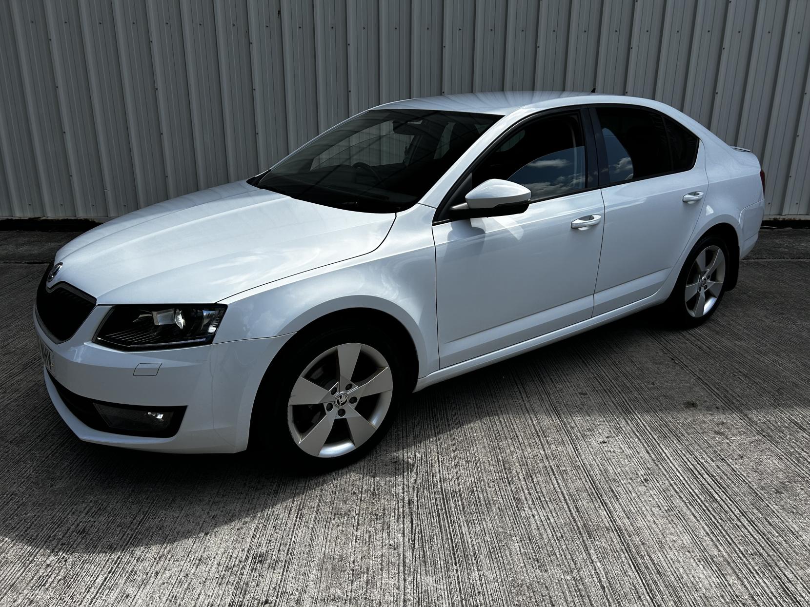 Skoda Octavia 1.6 TDI SE Sport Hatchback 5dr Diesel Manual Euro 6 (s/s) (110 ps)