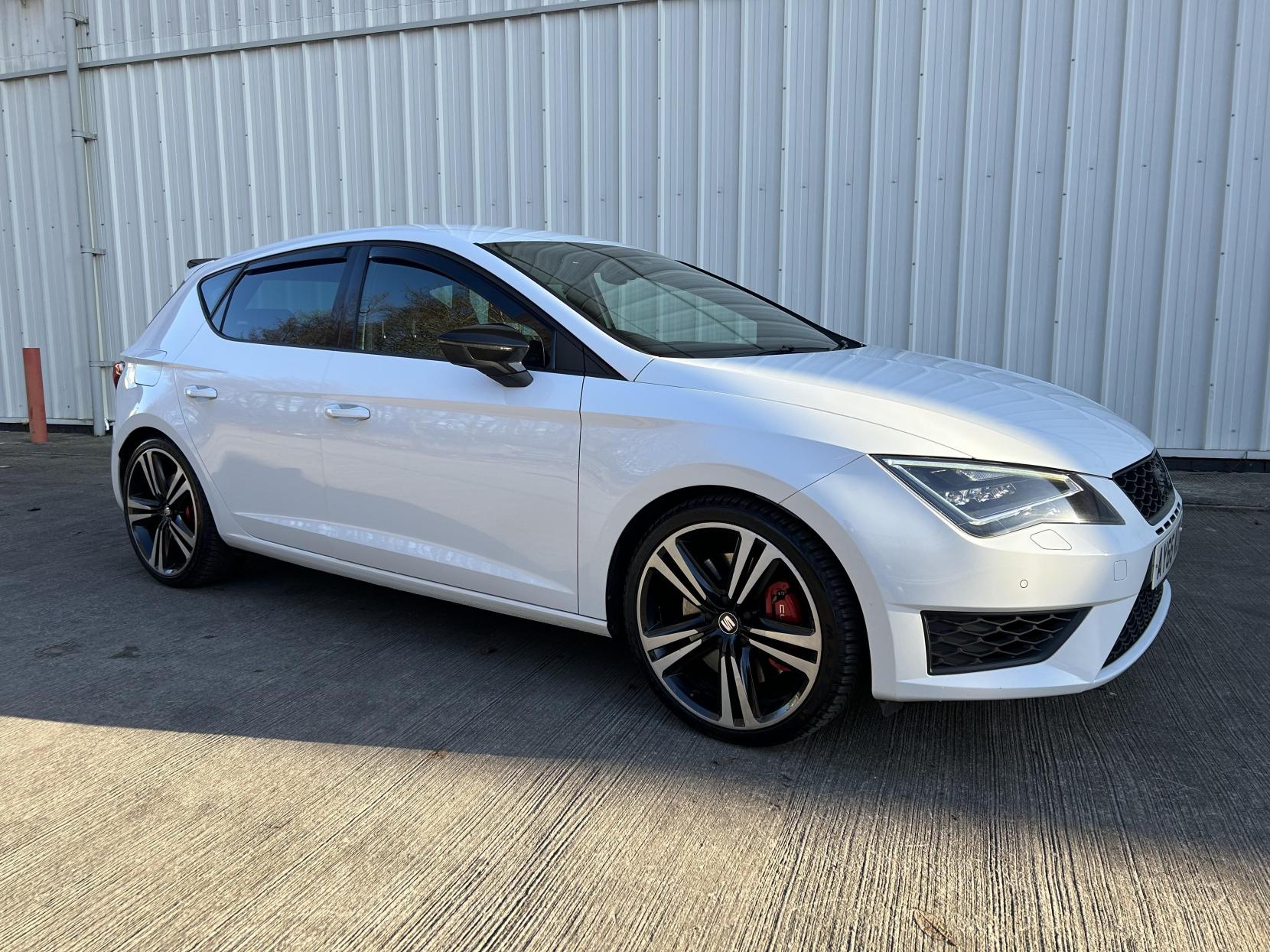 SEAT Leon 2.0 TSI Cupra 290 Hatchback 5dr Petrol Manual Euro 6 (s/s) (290 ps)