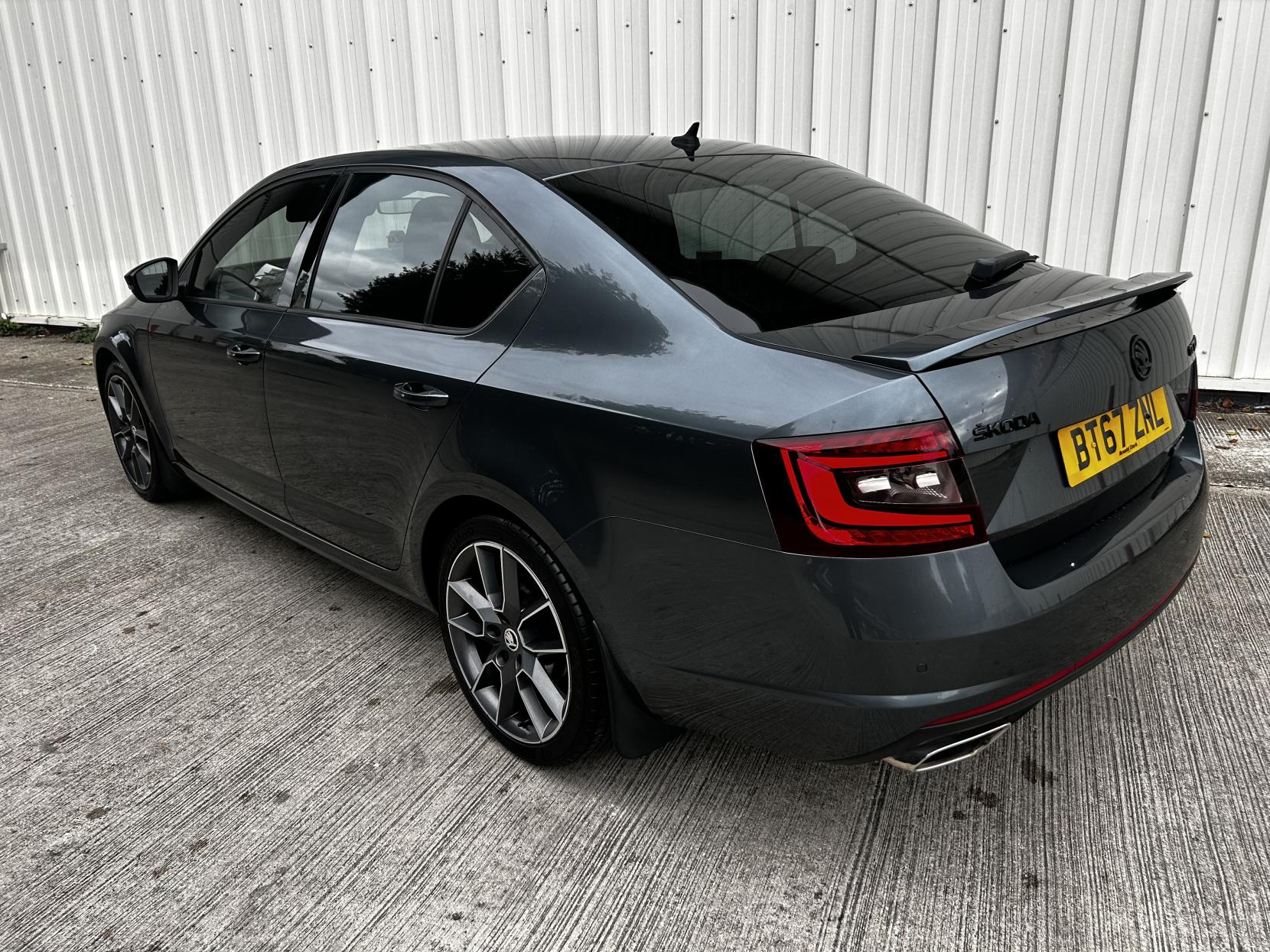 Skoda Octavia 2.0 TDI vRS Hatchback 5dr Diesel DSG Euro 6 (s/s) (184 ps)