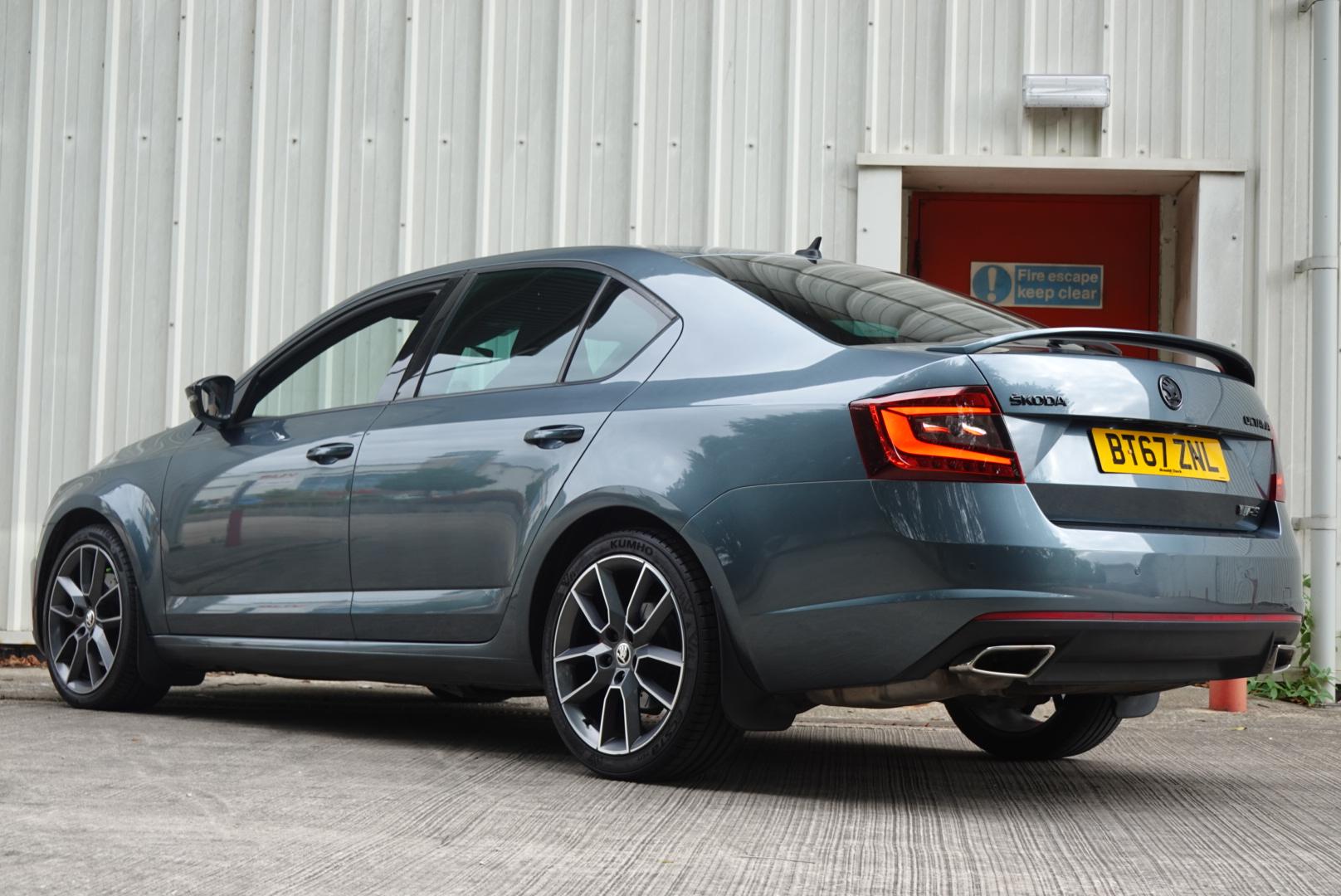 Skoda Octavia 2.0 TDI vRS Hatchback 5dr Diesel DSG Euro 6 (s/s) (184 ps)