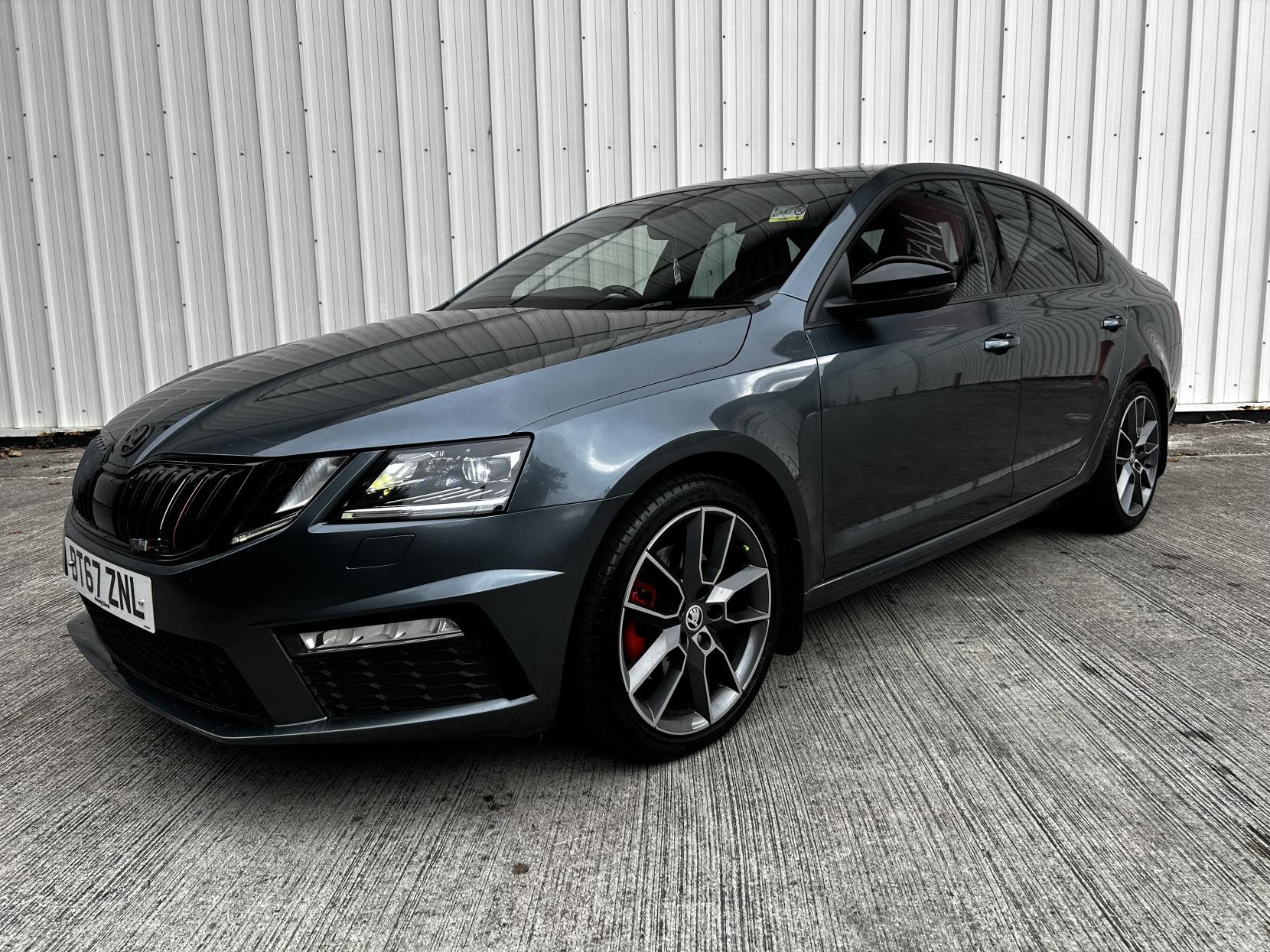 Skoda Octavia 2.0 TDI vRS Hatchback 5dr Diesel DSG Euro 6 (s/s) (184 ps)