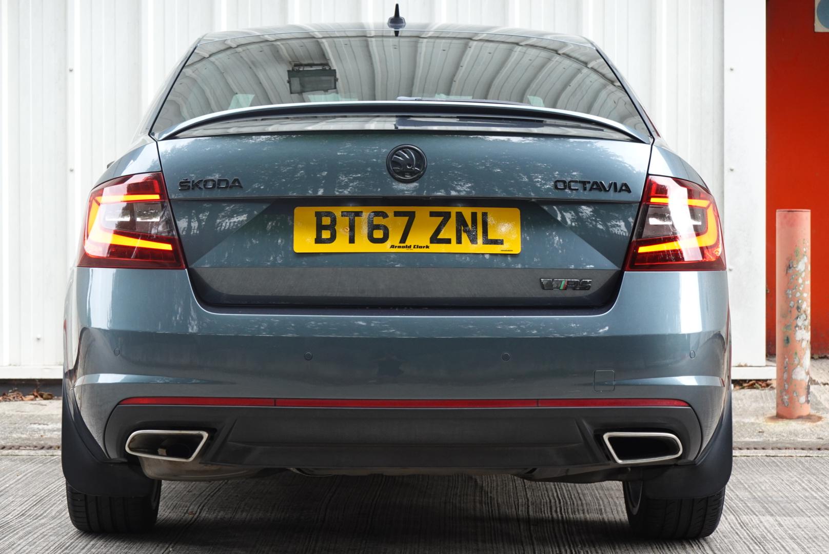 Skoda Octavia 2.0 TDI vRS Hatchback 5dr Diesel DSG Euro 6 (s/s) (184 ps)