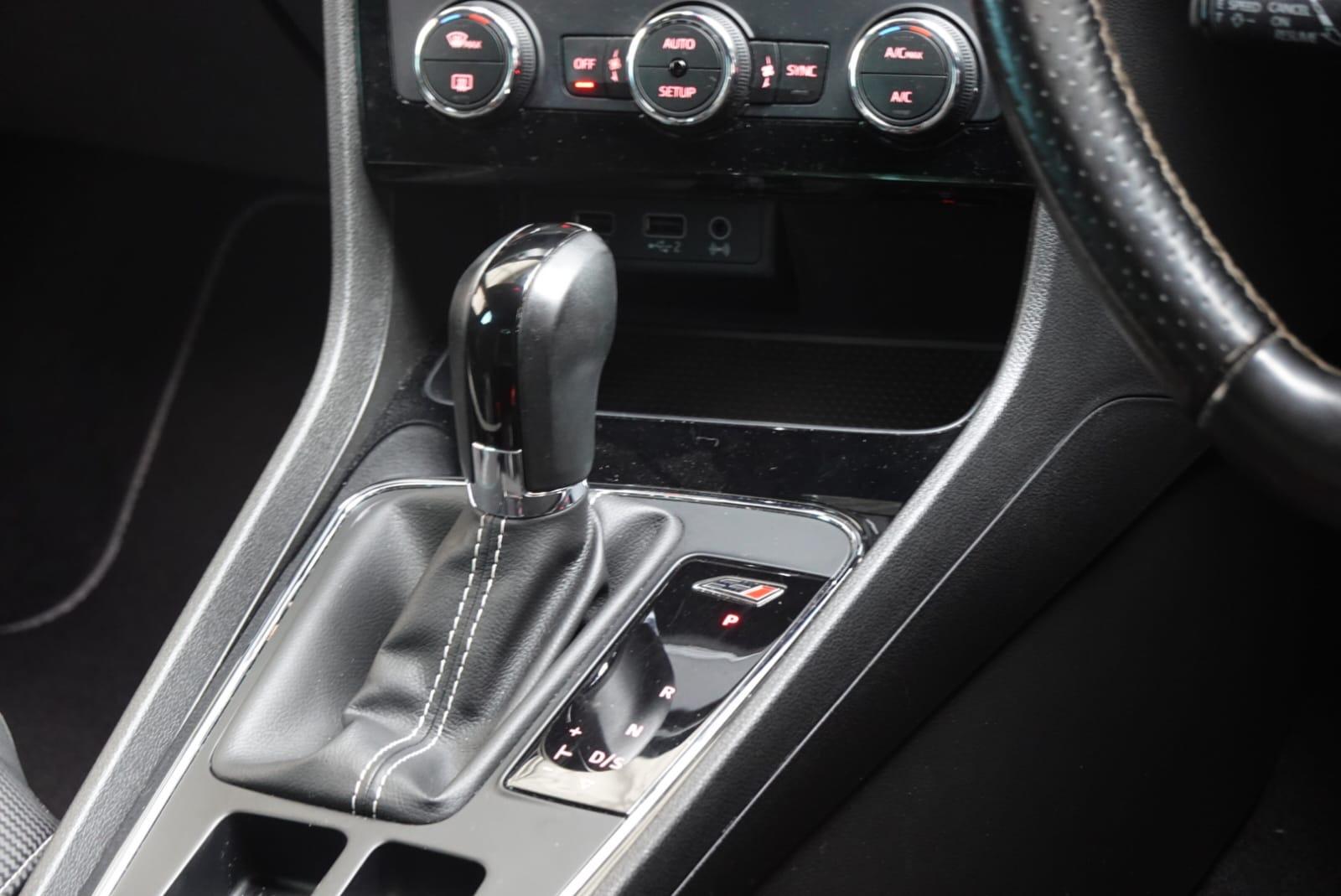 SEAT Leon 2.0 TSI Cupra 290 Hatchback 5dr Petrol DSG Euro 6 (s/s) (290 ps)