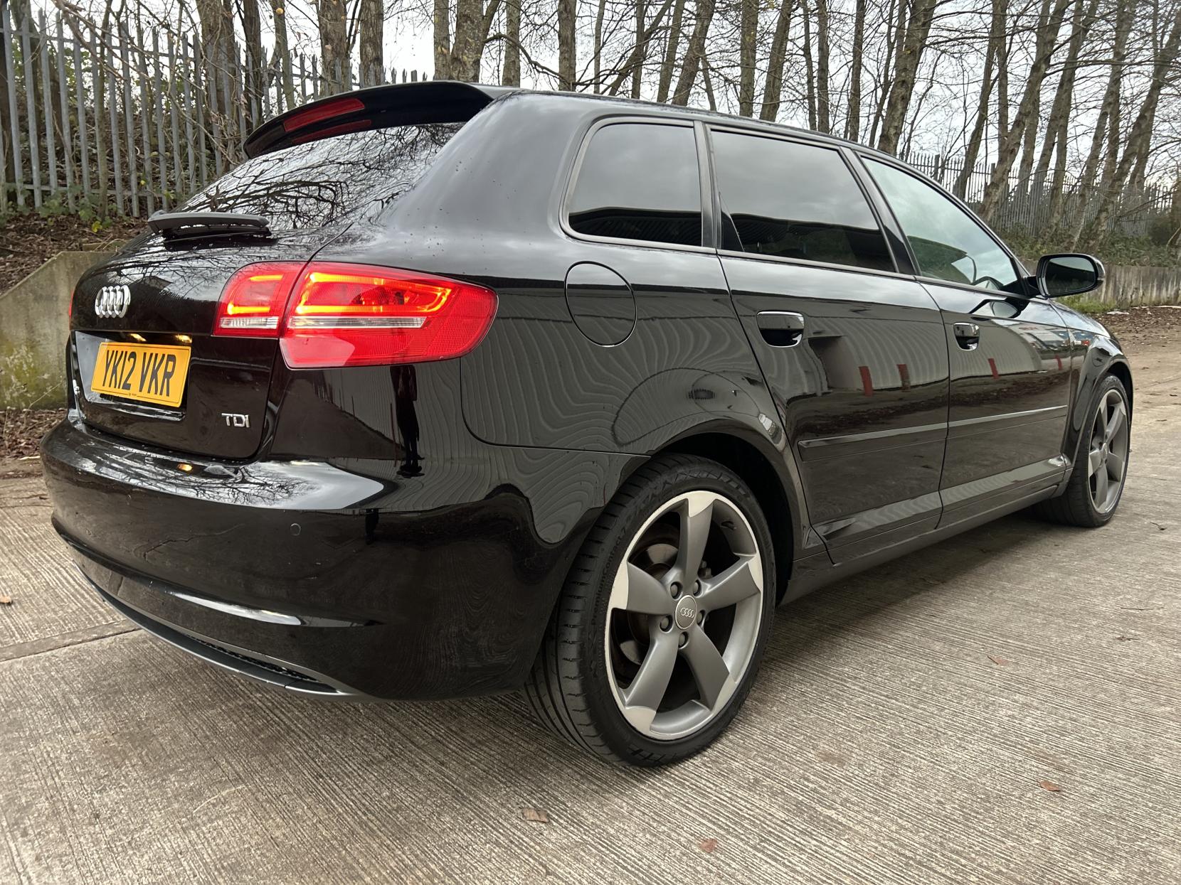 Audi A3 2.0 TDI Black Edition Sportback 5dr Diesel Manual Euro 5 (s/s) (140 ps)