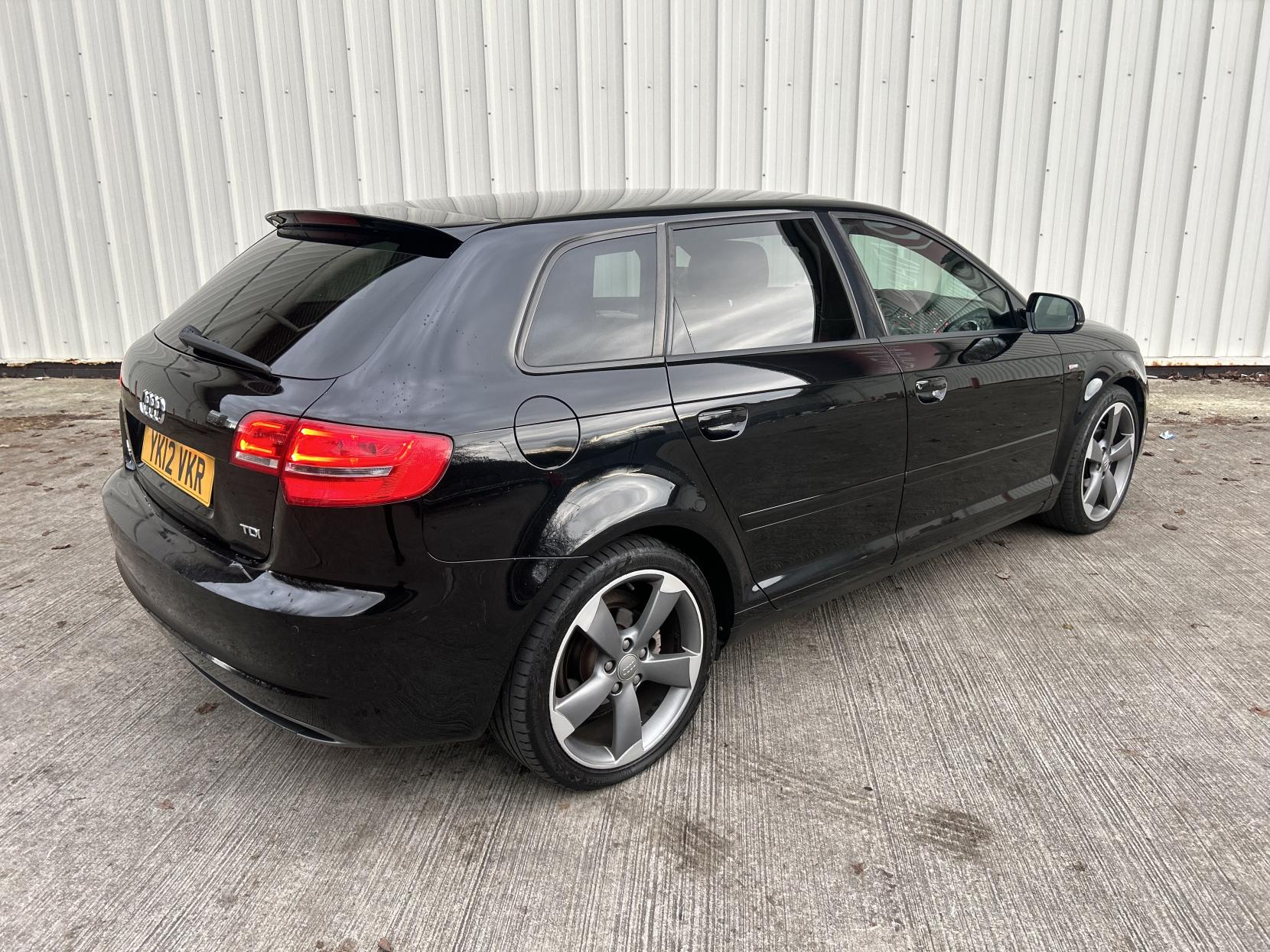 Audi A3 2.0 TDI Black Edition Sportback 5dr Diesel Manual Euro 5 (s/s) (140 ps)