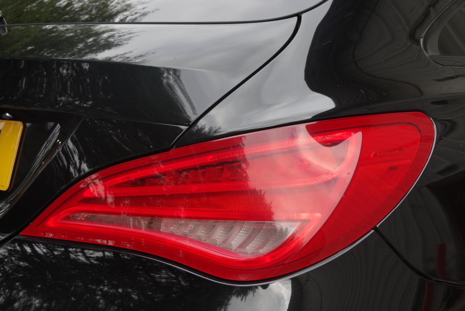 Mercedes-Benz CLA 2.1 CLA220d AMG Sport Shooting Brake 5dr Diesel 7G-DCT Euro 6 (s/s) (177 ps)