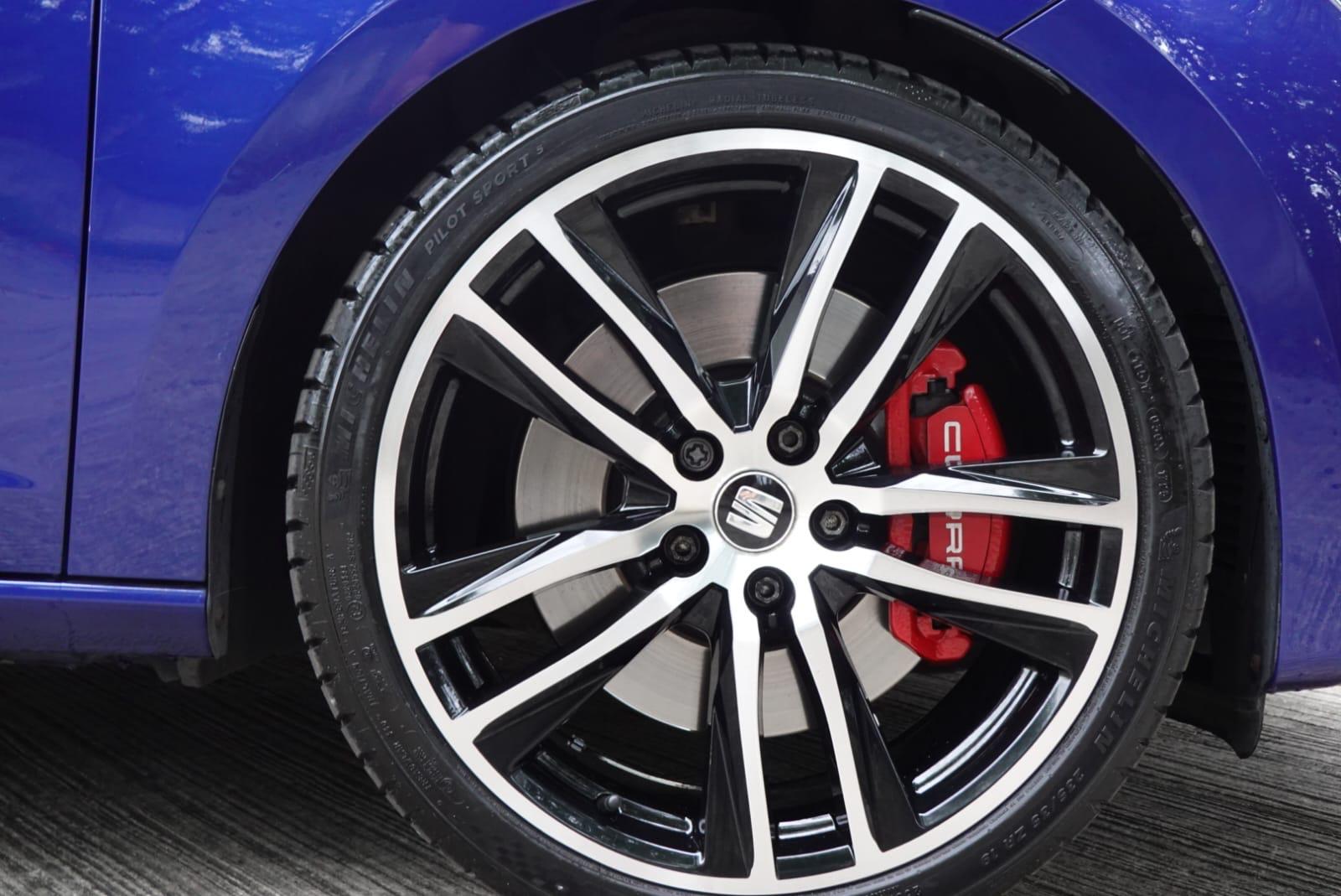 SEAT Leon 2.0 TSI Cupra 300 Hatchback 5dr Petrol Manual Euro 6 (s/s) (300 ps)