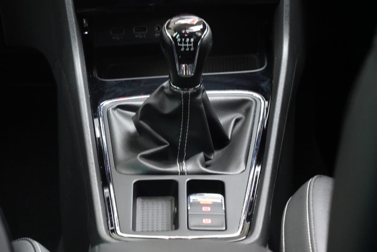 SEAT Leon 2.0 TSI Cupra 300 Hatchback 5dr Petrol Manual Euro 6 (s/s) (300 ps)