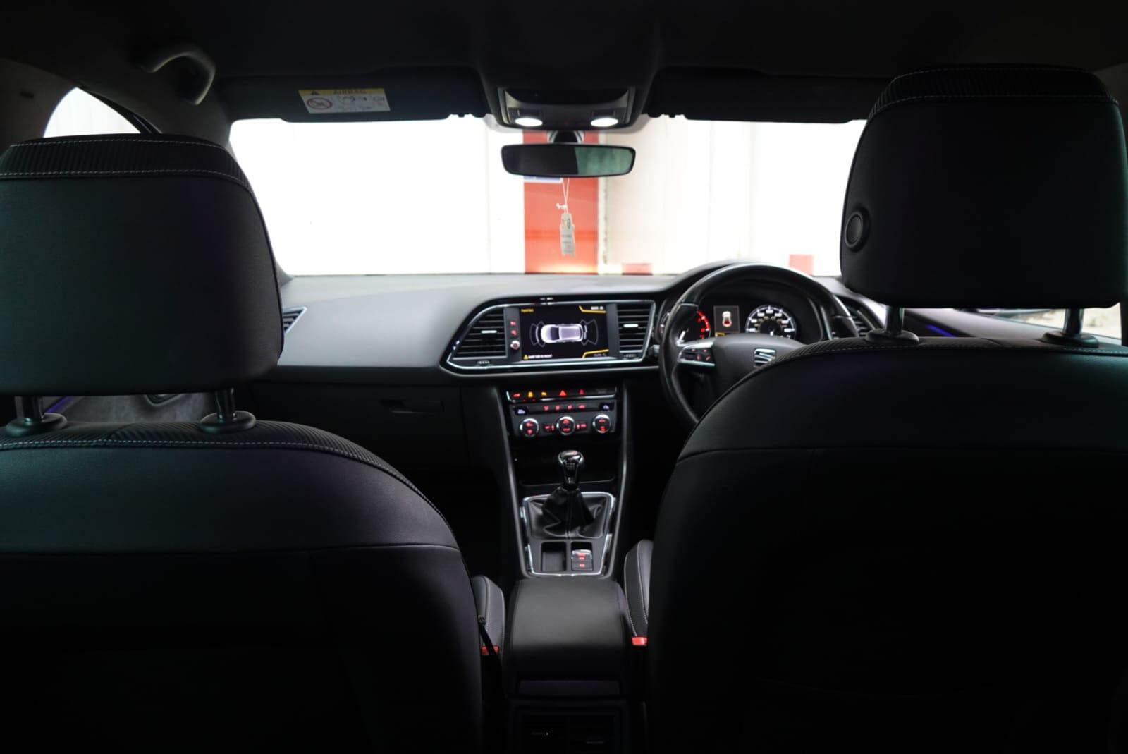 SEAT Leon 2.0 TSI Cupra 300 Hatchback 5dr Petrol Manual Euro 6 (s/s) (300 ps)