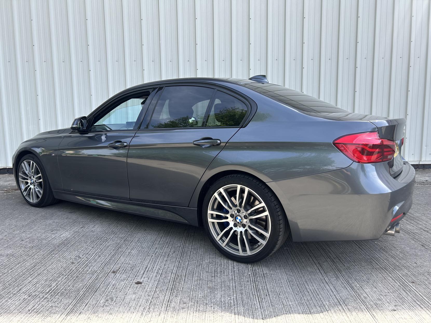 BMW 3 Series 3.0 330d M Sport Saloon 4dr Diesel Auto Euro 6 (s/s) (258 ps)