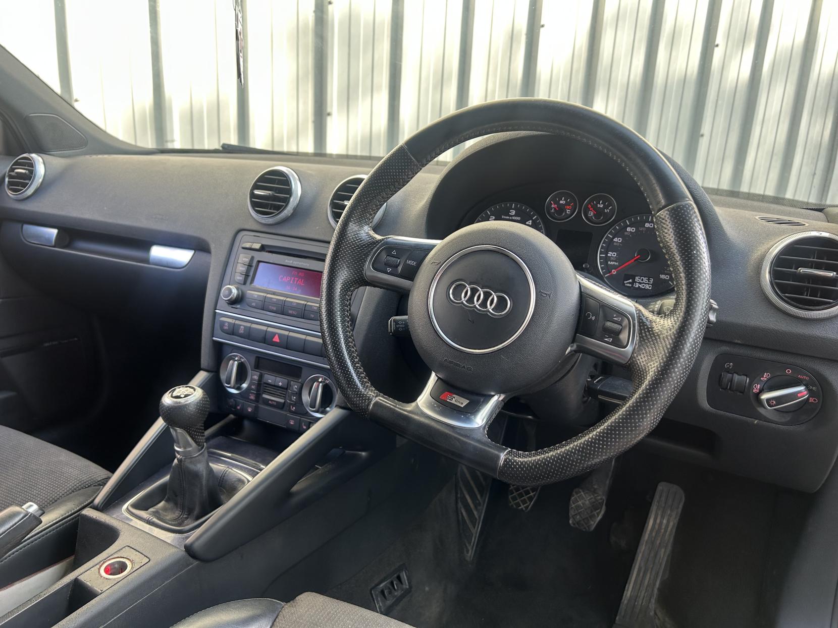 Audi A3 2.0 TDI Black Edition Hatchback 3dr Diesel Manual Euro 5 (s/s) (140 ps)