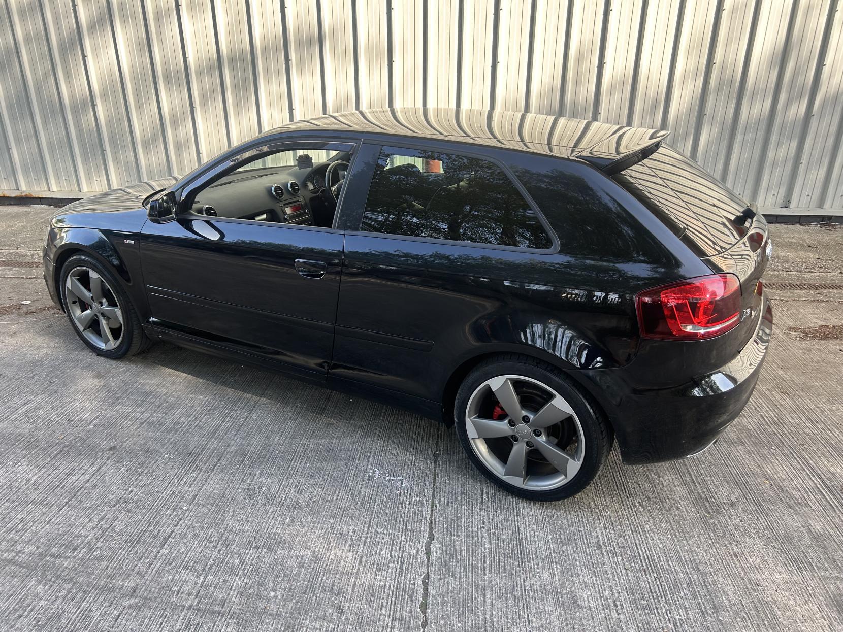 Audi A3 2.0 TDI Black Edition Hatchback 3dr Diesel Manual Euro 5 (s/s) (140 ps)