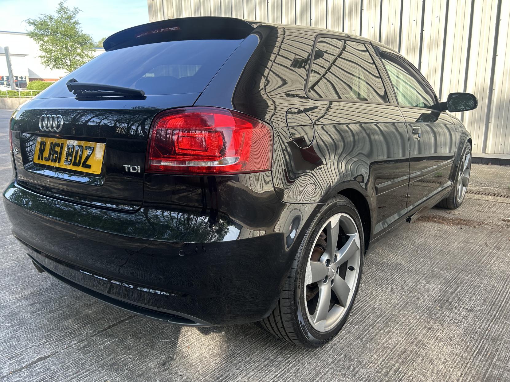 Audi A3 2.0 TDI Black Edition Hatchback 3dr Diesel Manual Euro 5 (s/s) (140 ps)