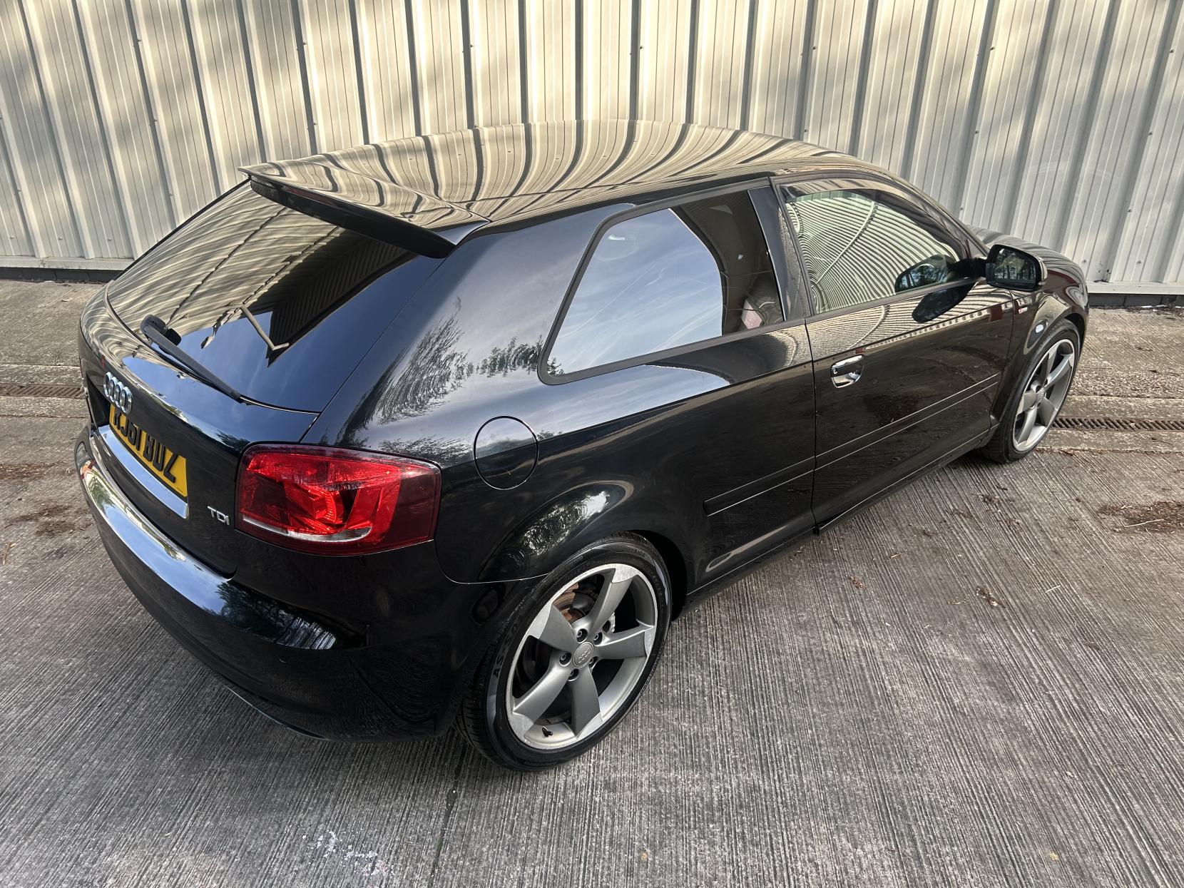 Audi A3 2.0 TDI Black Edition Hatchback 3dr Diesel Manual Euro 5 (s/s) (140 ps)