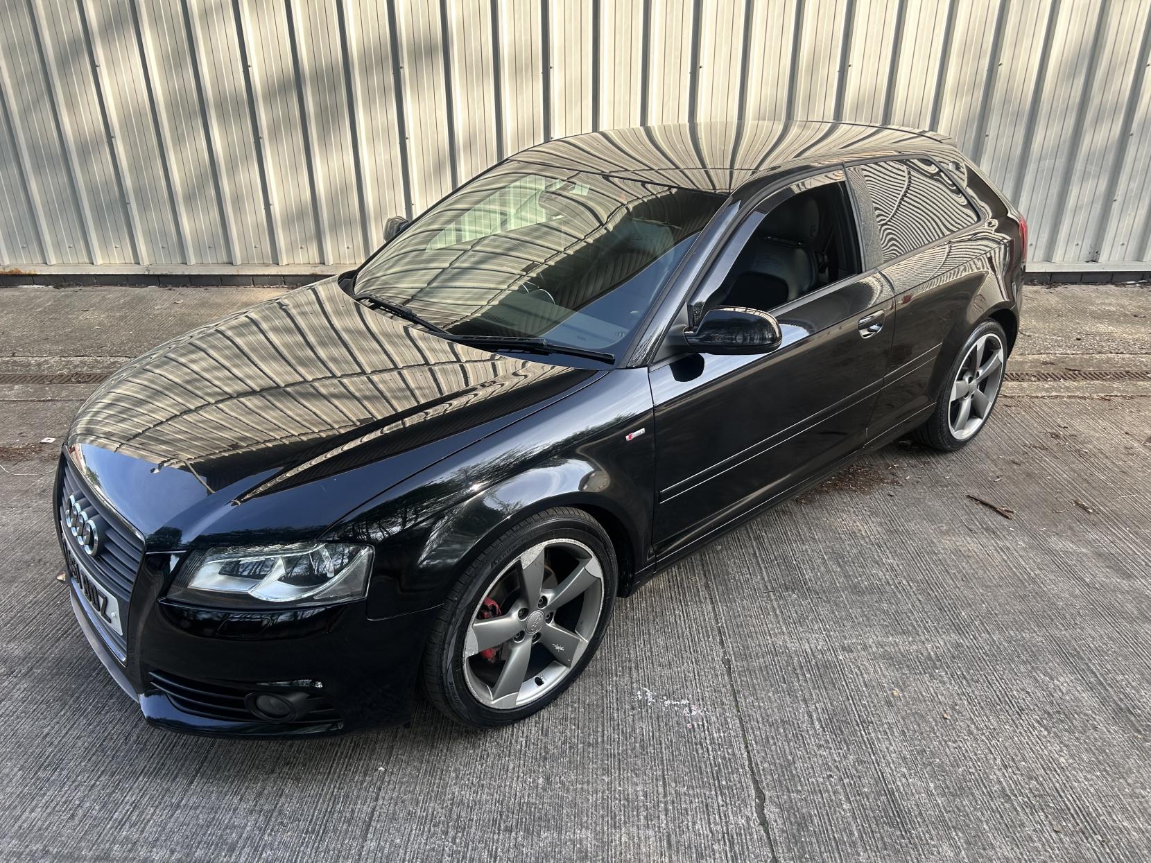 Audi A3 2.0 TDI Black Edition Hatchback 3dr Diesel Manual Euro 5 (s/s) (140 ps)
