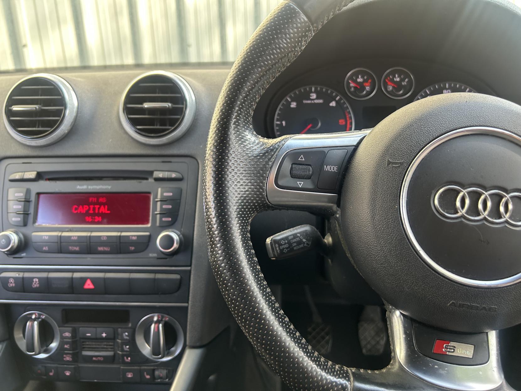 Audi A3 2.0 TDI Black Edition Hatchback 3dr Diesel Manual Euro 5 (s/s) (140 ps)