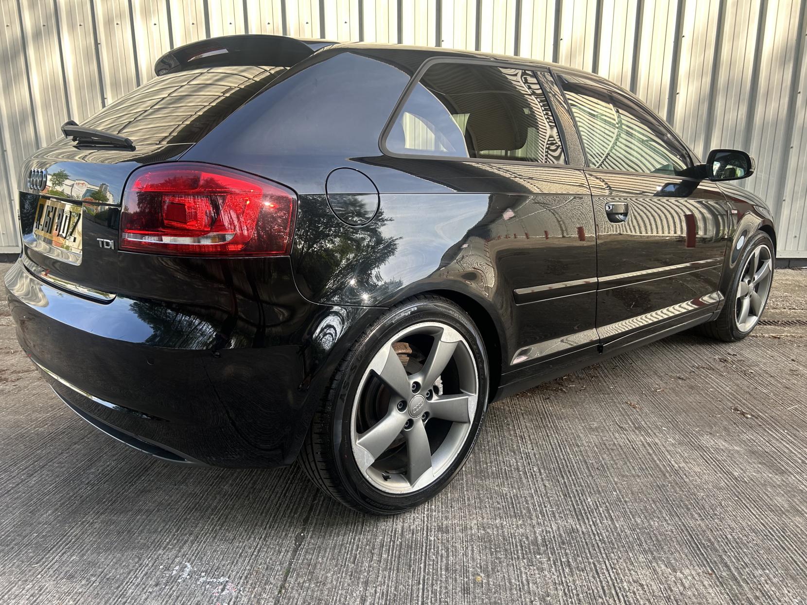 Audi A3 2.0 TDI Black Edition Hatchback 3dr Diesel Manual Euro 5 (s/s) (140 ps)