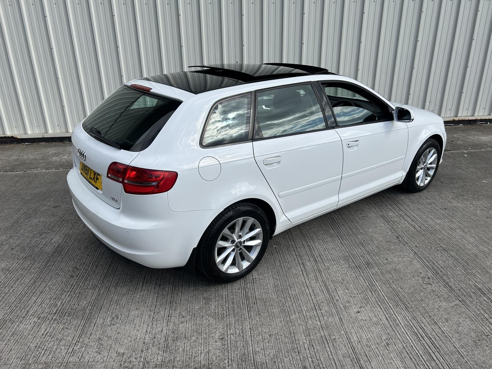 Audi A3 2.0 TDI SE Sportback 5dr Diesel S Tronic Euro 5 (s/s) (140 ps)