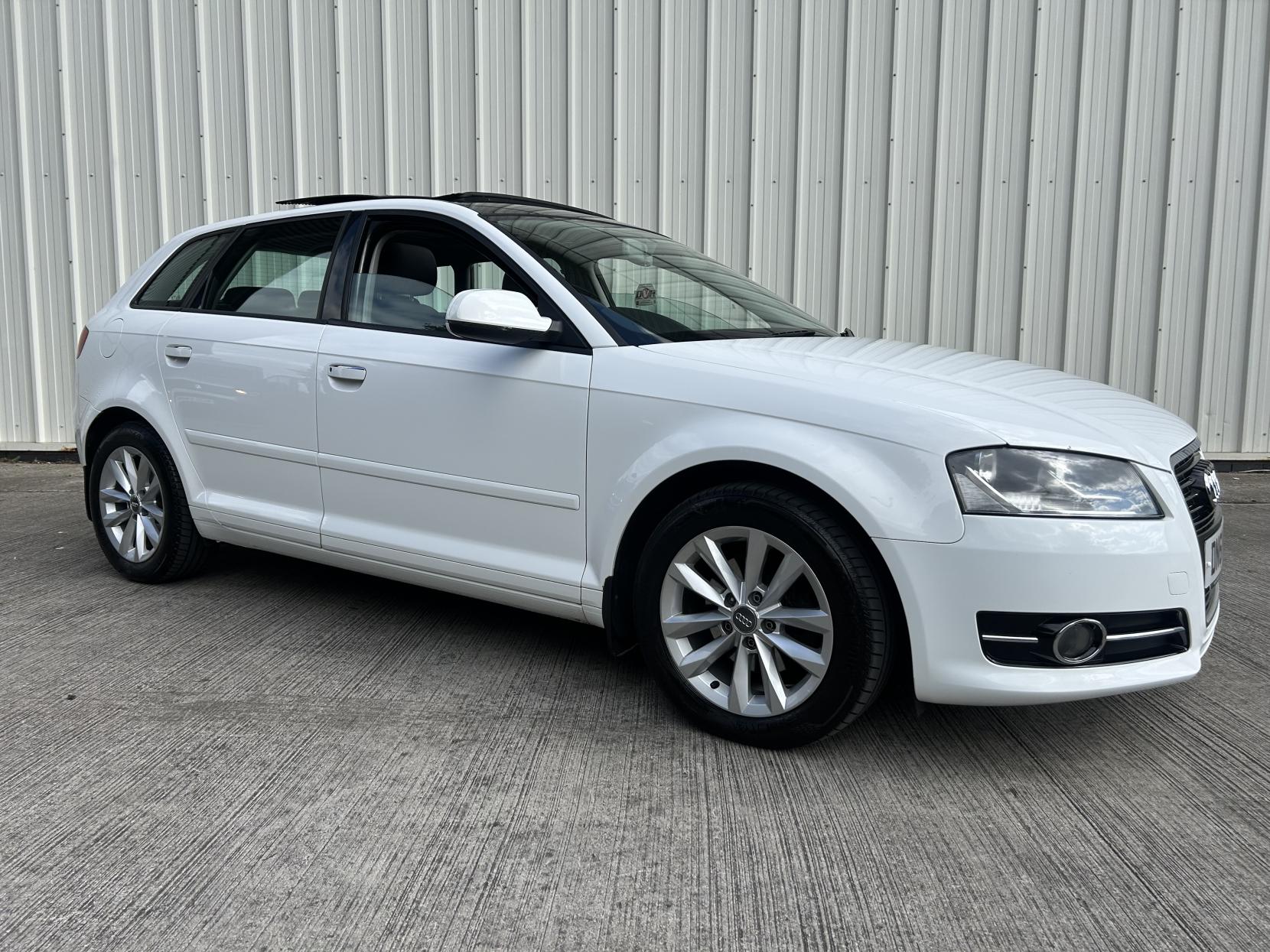 Audi A3 2.0 TDI SE Sportback 5dr Diesel S Tronic Euro 5 (s/s) (140 ps)