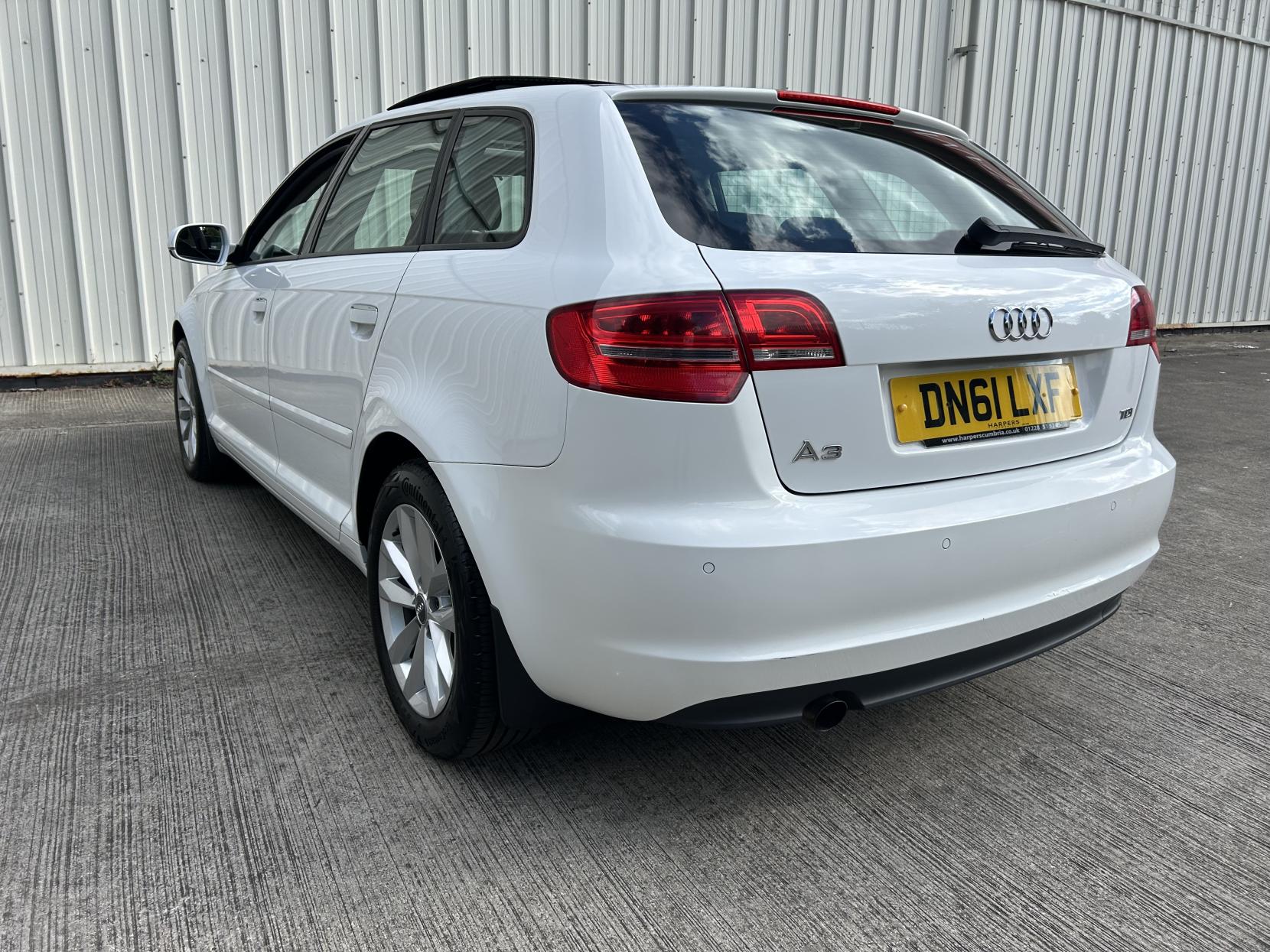 Audi A3 2.0 TDI SE Sportback 5dr Diesel S Tronic Euro 5 (s/s) (140 ps)