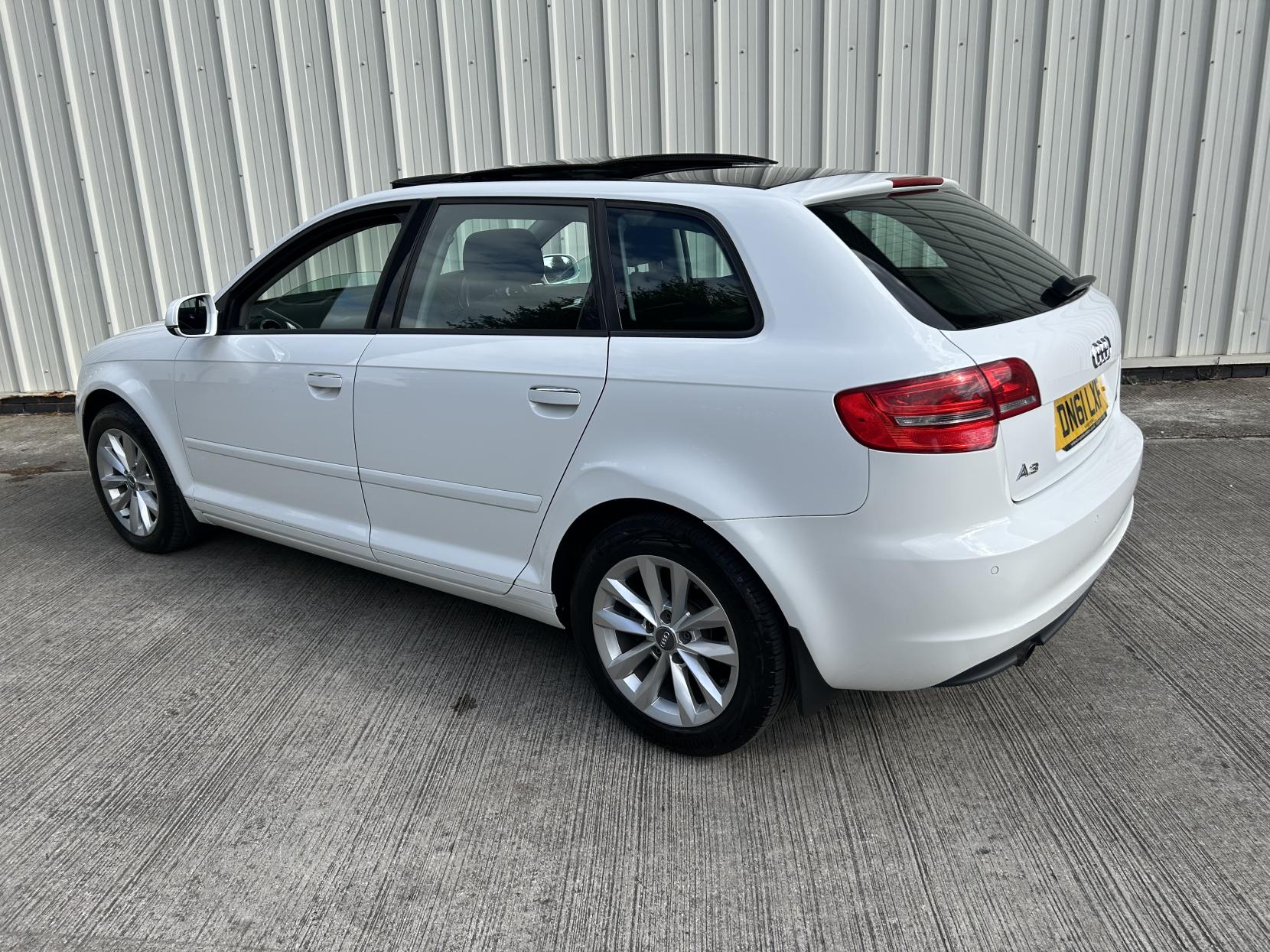Audi A3 2.0 TDI SE Sportback 5dr Diesel S Tronic Euro 5 (s/s) (140 ps)