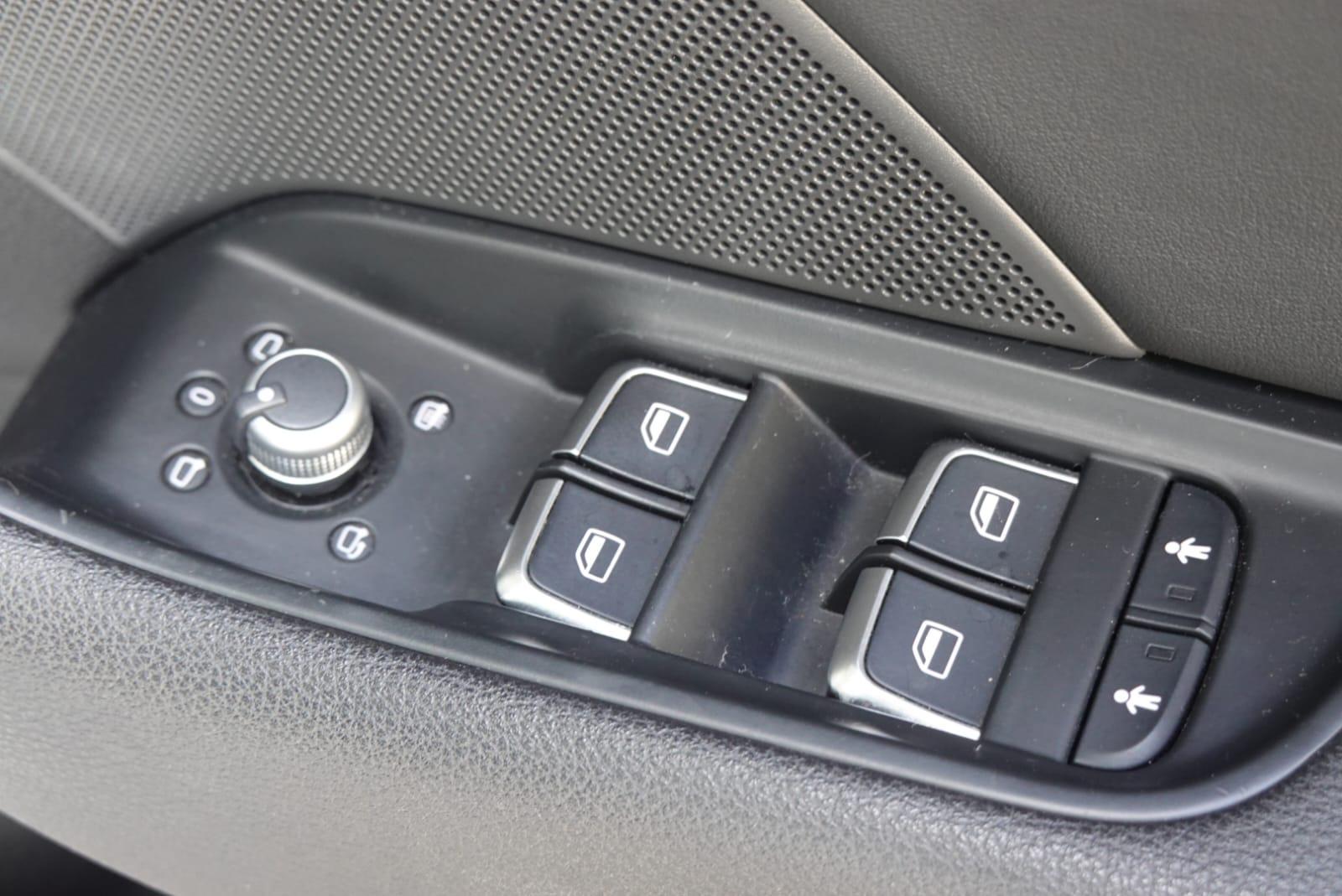Audi S3 2.0 TFSI Sportback 5dr Petrol S Tronic quattro Euro 6 (s/s) (300 ps)