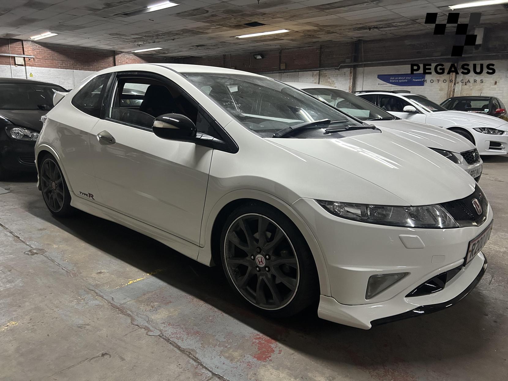 Honda Civic 2.0 i-VTEC Type R Mugen 200 Hatchback 3dr Petrol Manual (215 g/km, 197 bhp)