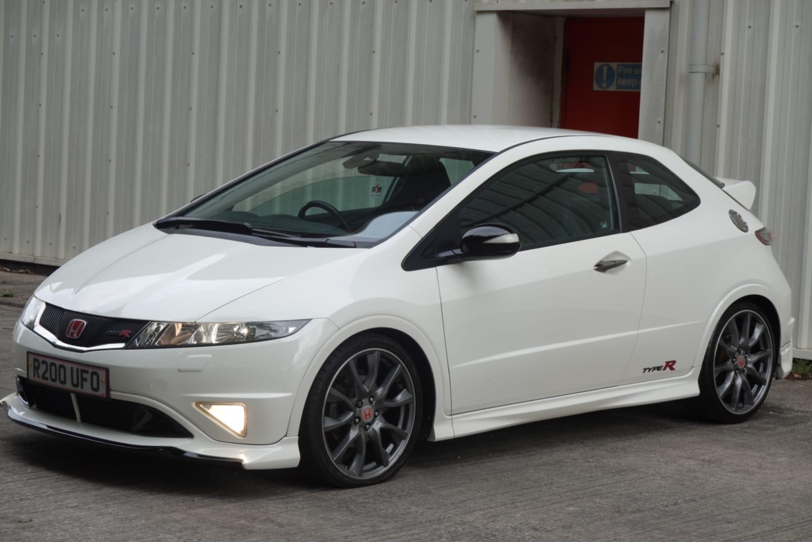 Honda Civic 2.0 i-VTEC Type R Mugen 200 Hatchback 3dr Petrol Manual (215 g/km, 197 bhp)