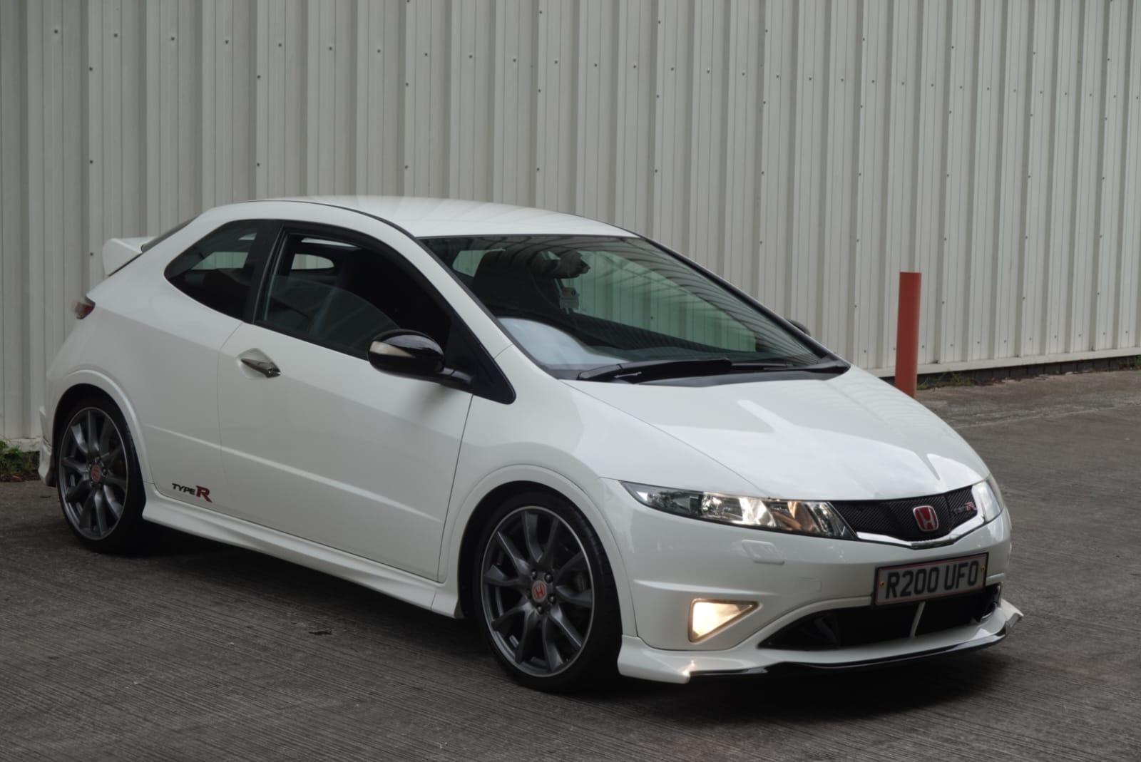 Honda Civic 2.0 i-VTEC Type R Mugen 200 Hatchback 3dr Petrol Manual (215 g/km, 197 bhp)