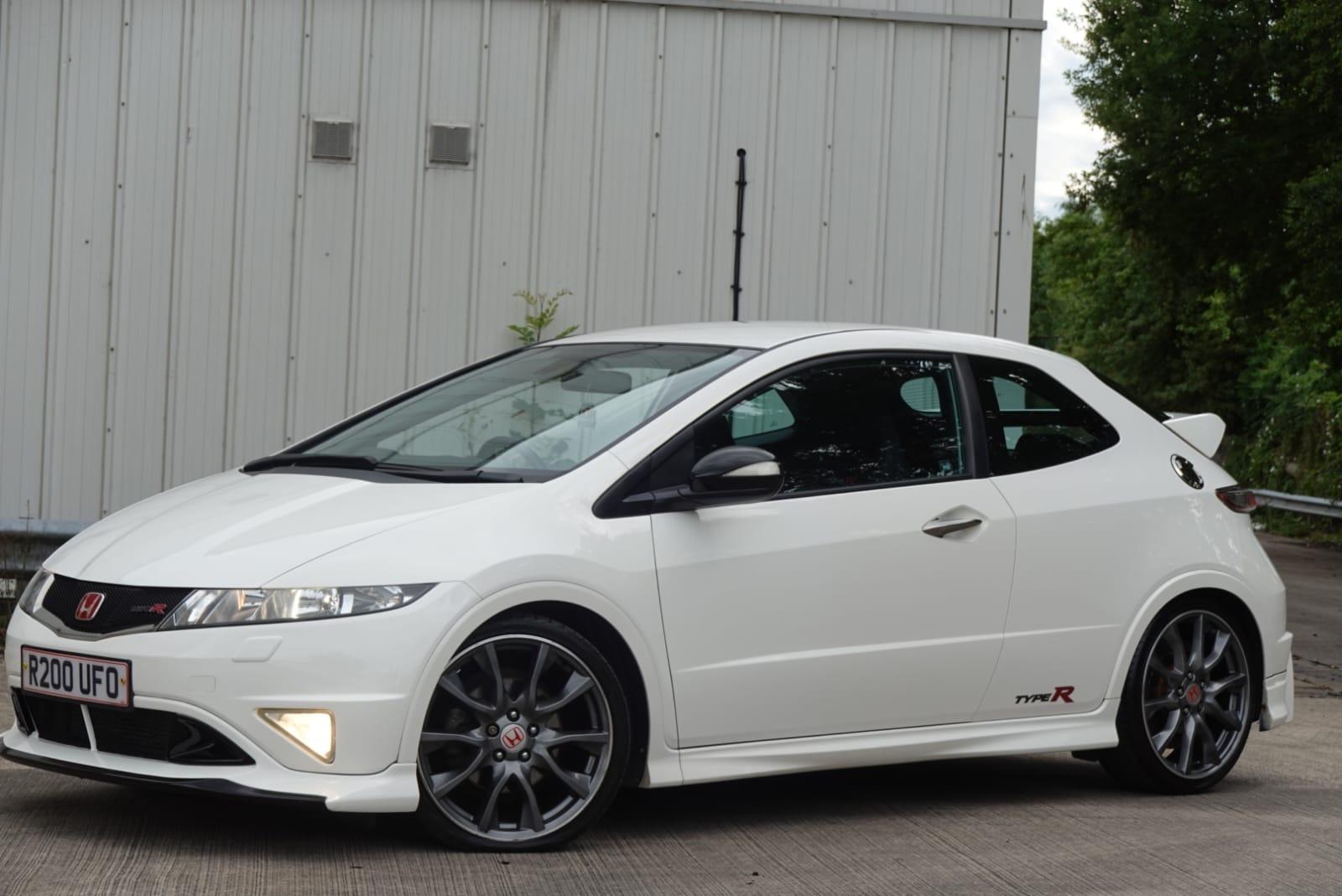 Honda Civic 2.0 i-VTEC Type R Mugen 200 Hatchback 3dr Petrol Manual (215 g/km, 197 bhp)