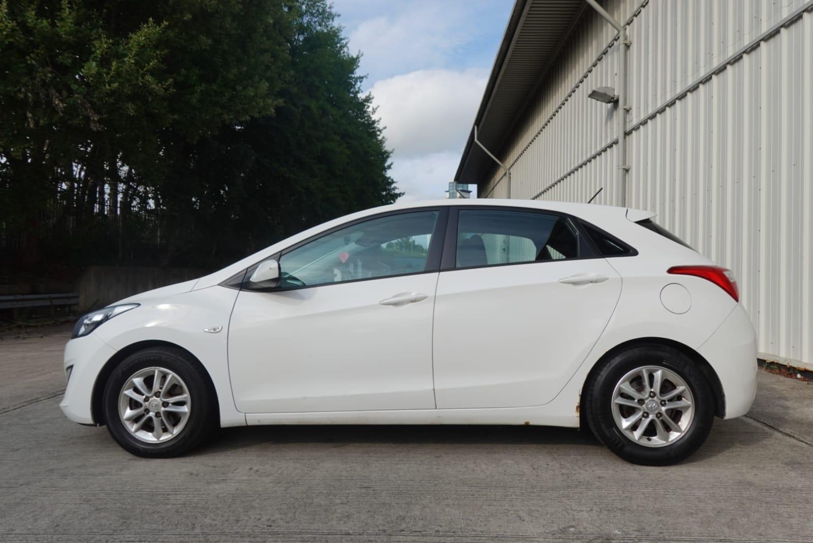 Hyundai i30 1.4 Active Hatchback 5dr Petrol Manual Euro 5 (100 ps)