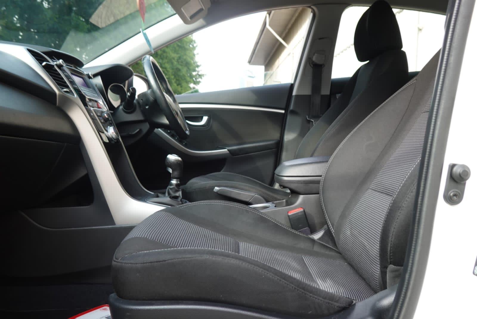 Hyundai i30 1.4 Active Hatchback 5dr Petrol Manual Euro 5 (100 ps)