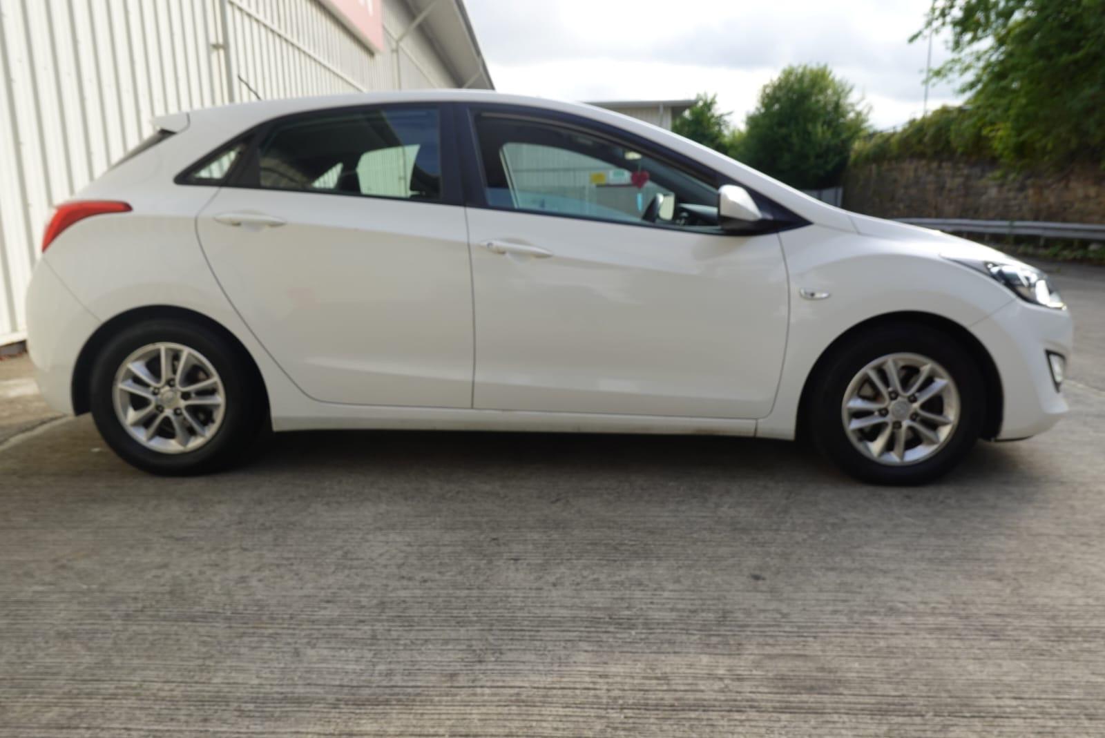 Hyundai i30 1.4 Active Hatchback 5dr Petrol Manual Euro 5 (100 ps)