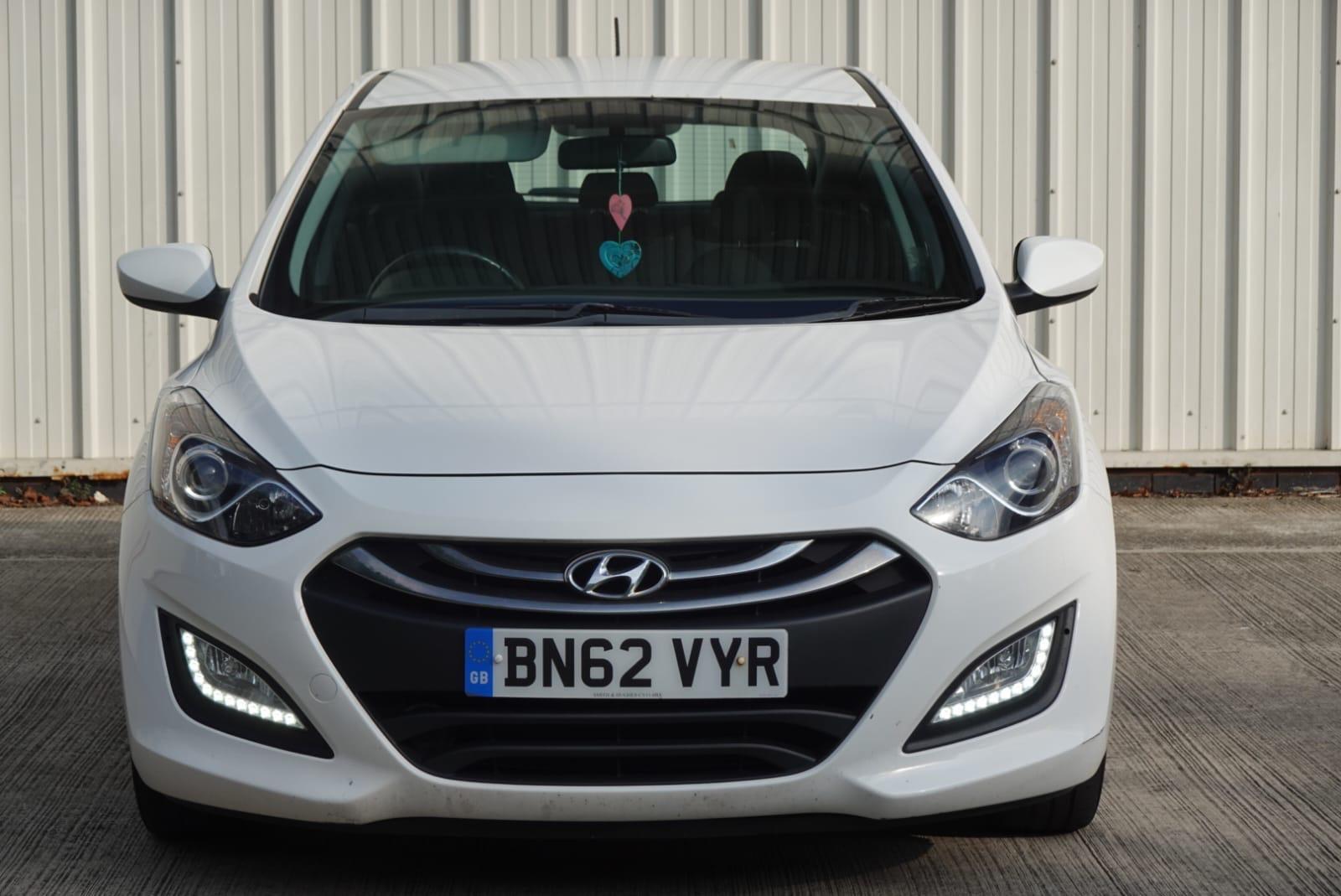 Hyundai i30 1.4 Active Hatchback 5dr Petrol Manual Euro 5 (100 ps)
