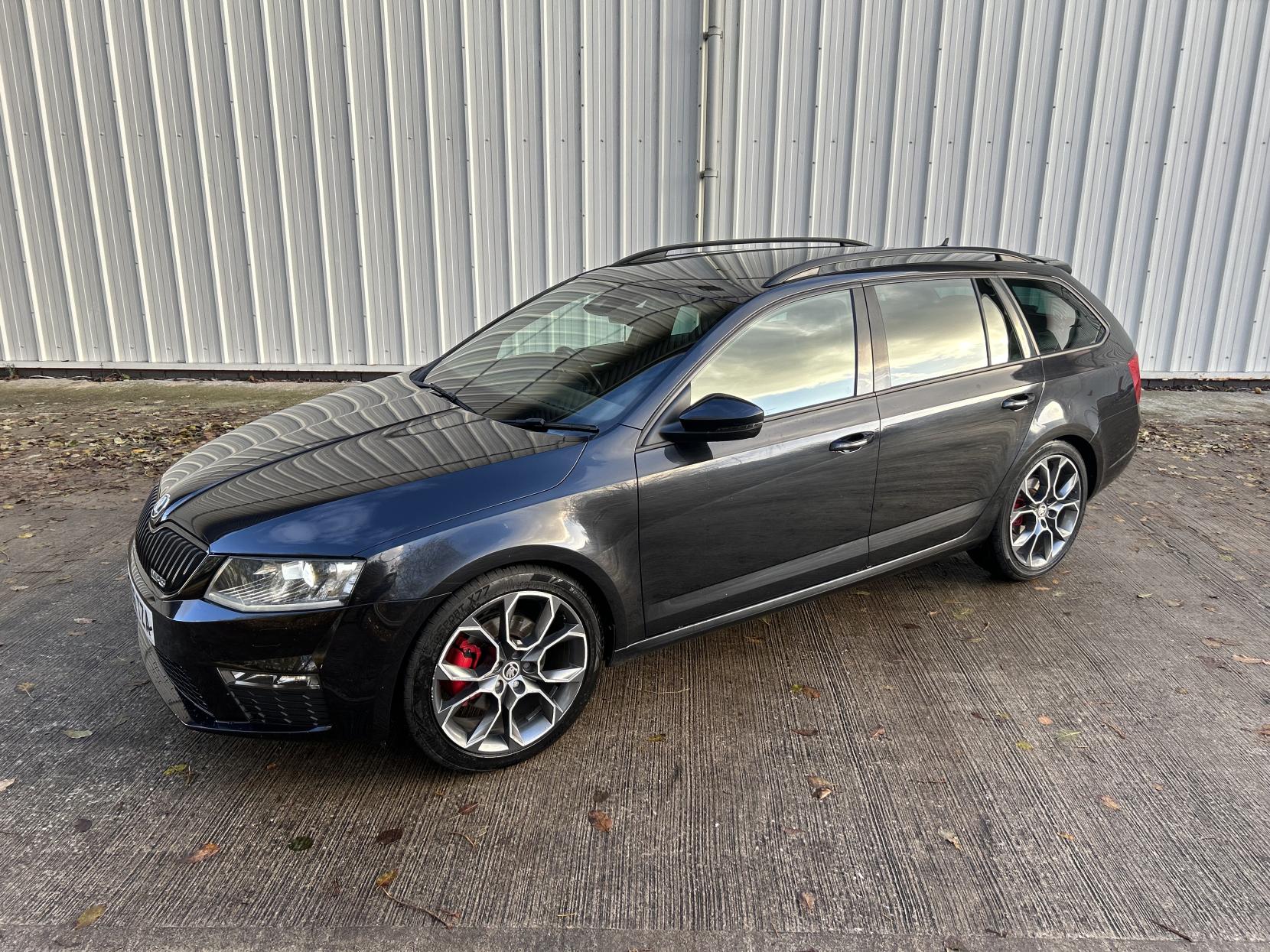 Skoda Octavia 2.0 TDI vRS Estate 5dr Diesel Manual Euro 6 (s/s) (SNav) (184 ps)