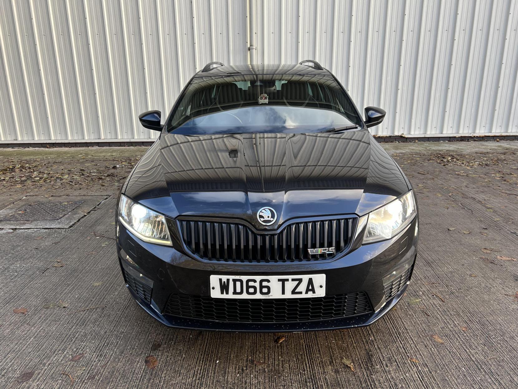 Skoda Octavia 2.0 TDI vRS Estate 5dr Diesel Manual Euro 6 (s/s) (SNav) (184 ps)