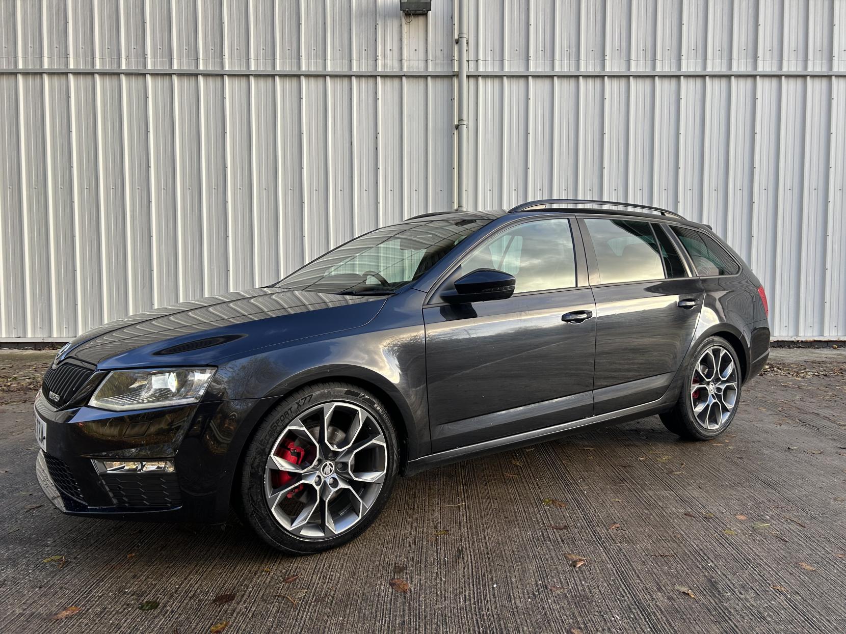 Skoda Octavia 2.0 TDI vRS Estate 5dr Diesel Manual Euro 6 (s/s) (SNav) (184 ps)