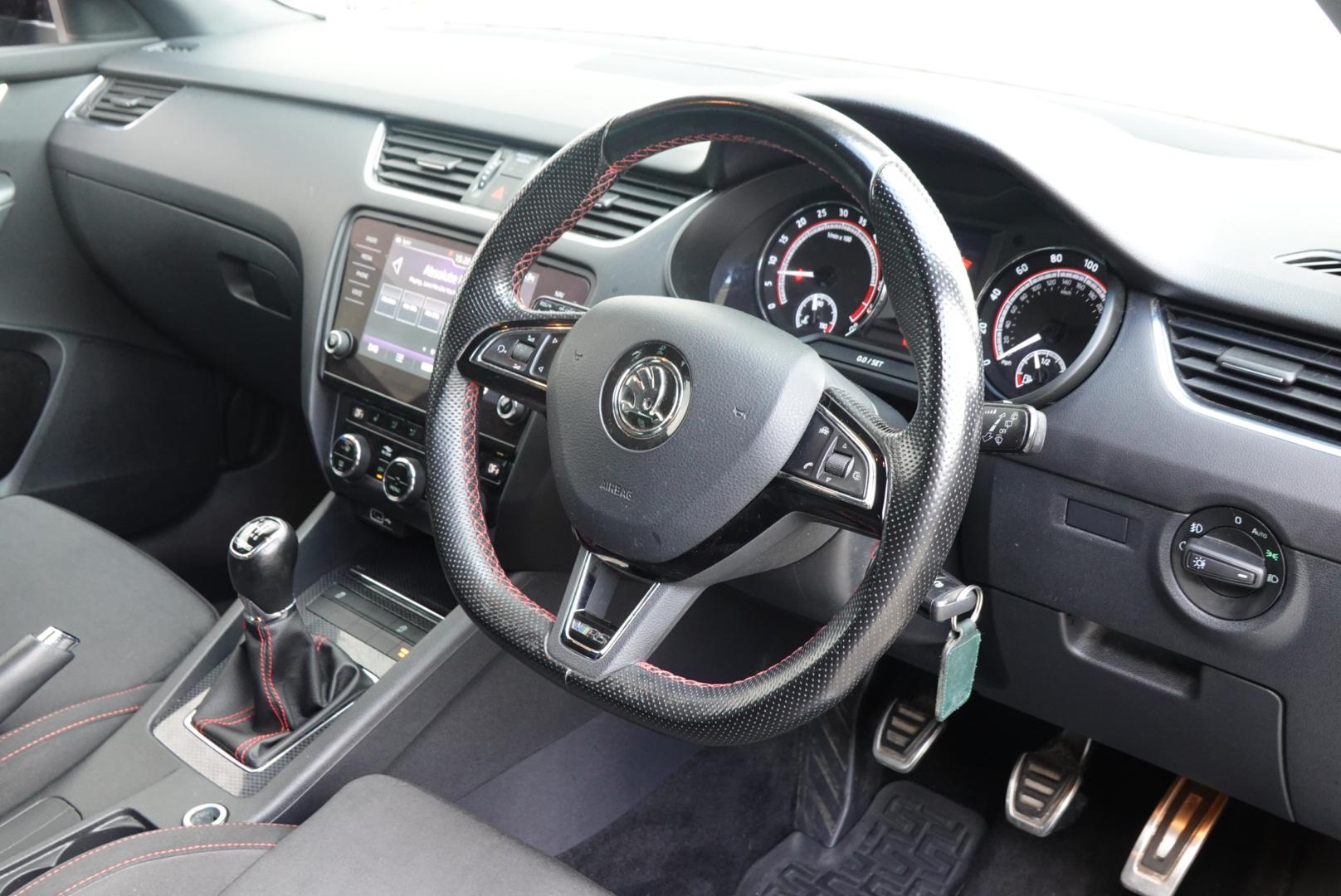 Skoda Octavia 2.0 TDI vRS Hatchback 5dr Diesel Manual Euro 6 (s/s) (184 ps)