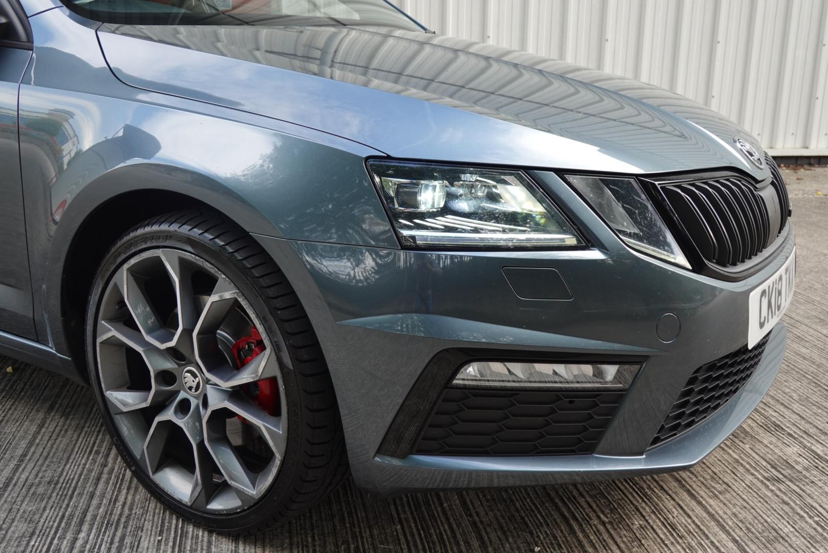 Skoda Octavia 2.0 TDI vRS Hatchback 5dr Diesel Manual Euro 6 (s/s) (184 ps)