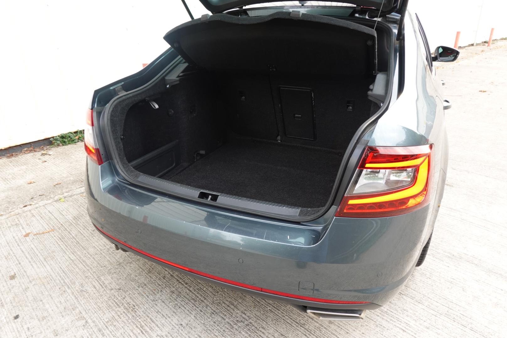 Skoda Octavia 2.0 TDI vRS Hatchback 5dr Diesel Manual Euro 6 (s/s) (184 ps)