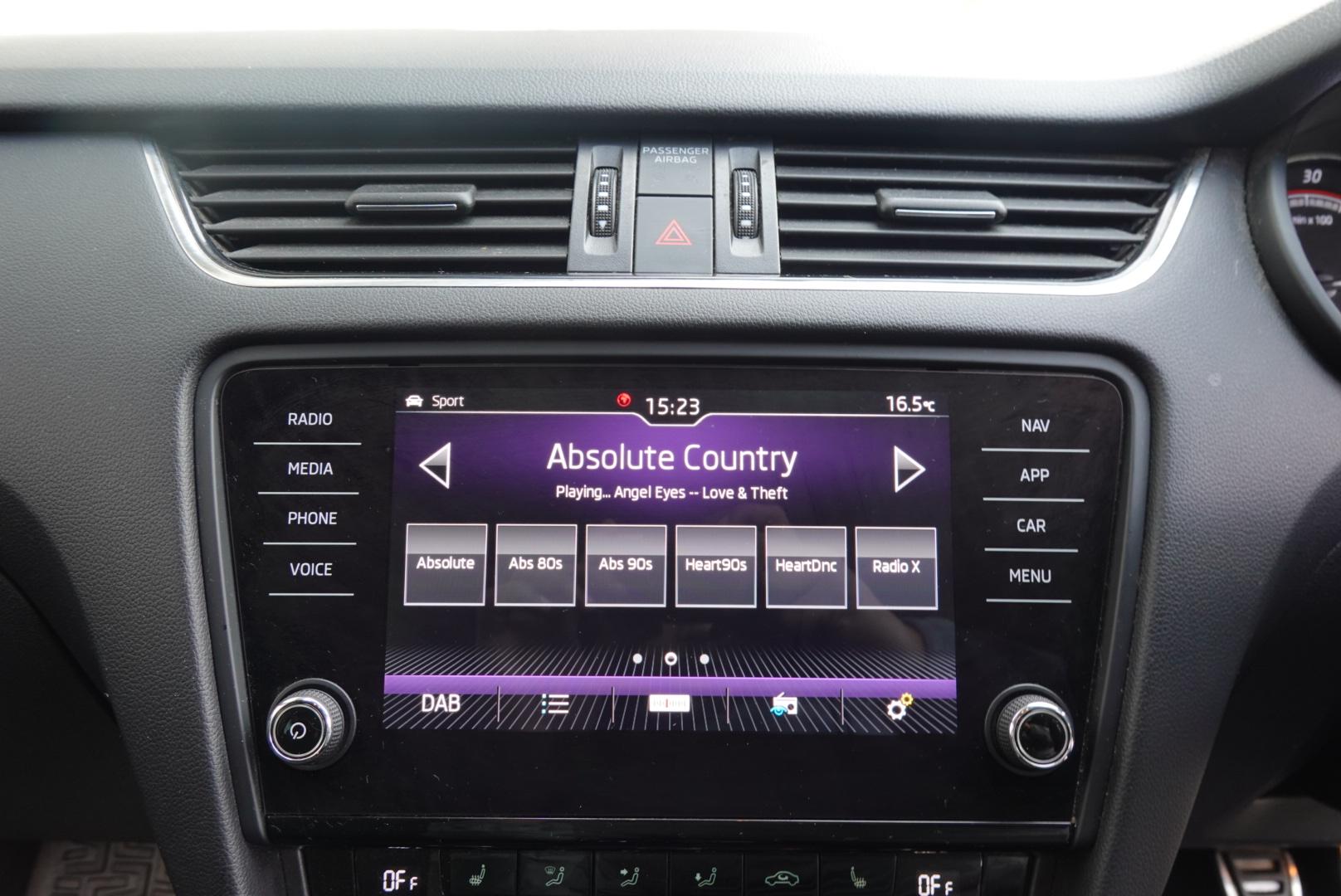 Skoda Octavia 2.0 TDI vRS Hatchback 5dr Diesel Manual Euro 6 (s/s) (184 ps)