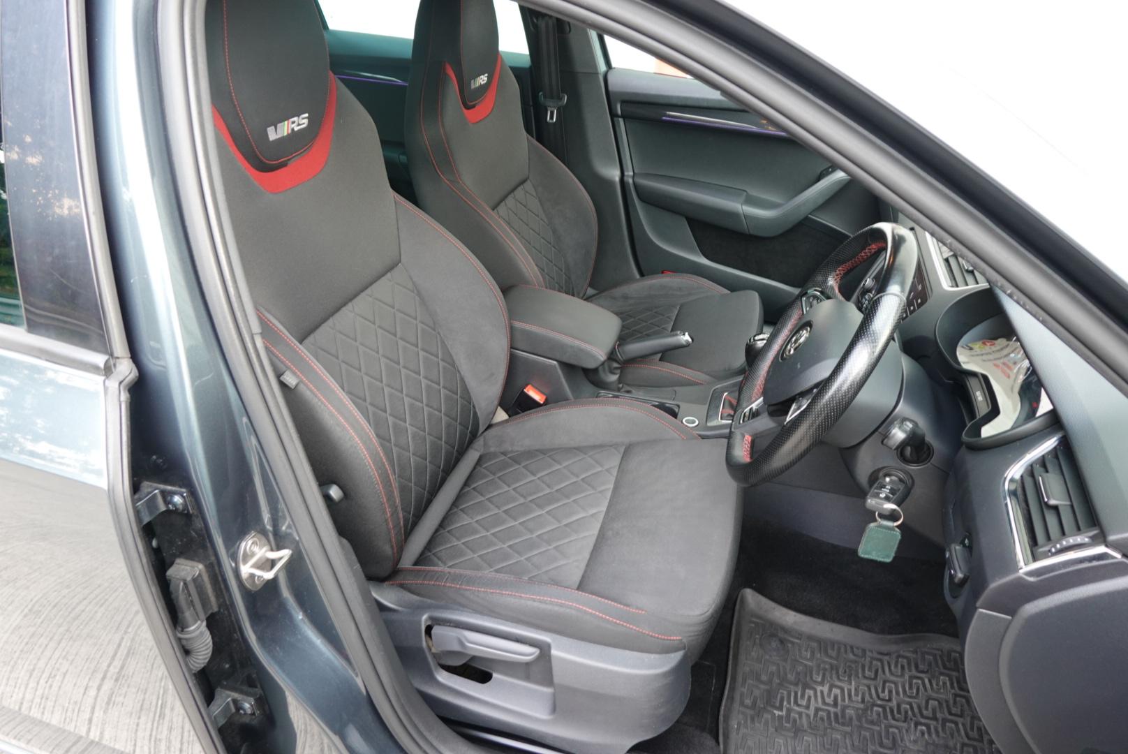 Skoda Octavia 2.0 TDI vRS Hatchback 5dr Diesel Manual Euro 6 (s/s) (184 ps)