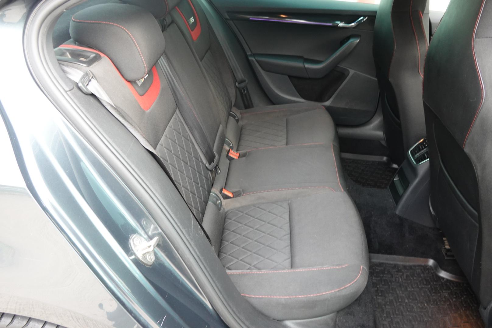 Skoda Octavia 2.0 TDI vRS Hatchback 5dr Diesel Manual Euro 6 (s/s) (184 ps)