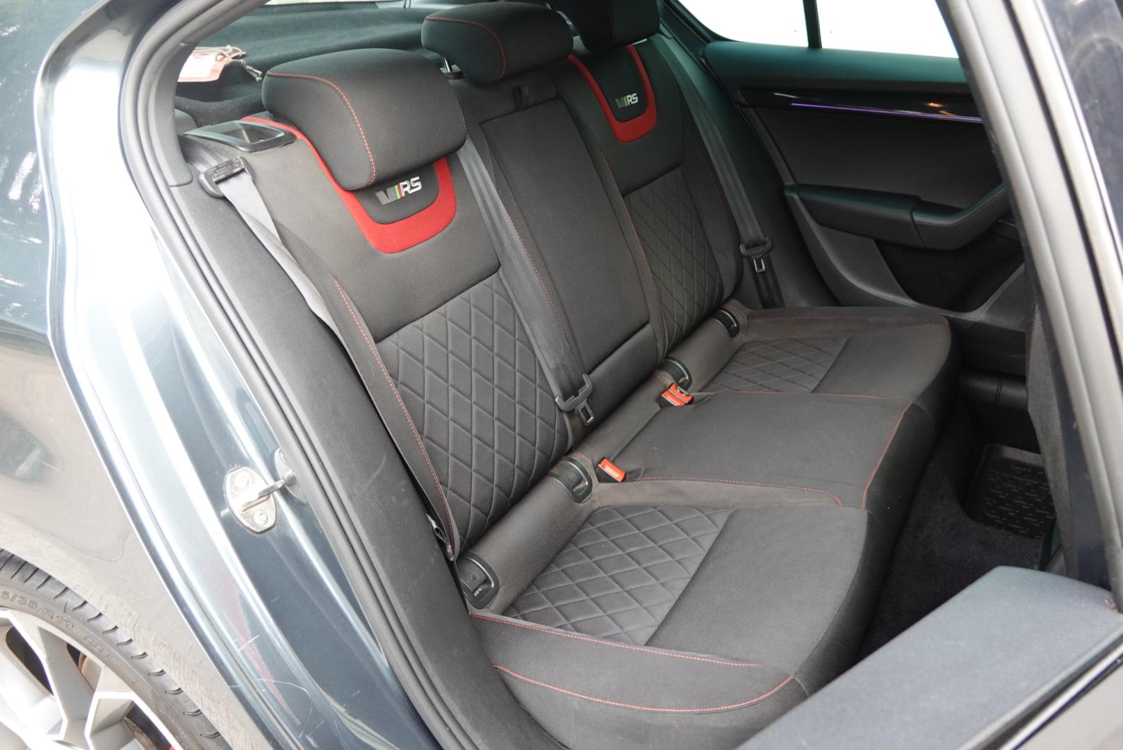 Skoda Octavia 2.0 TDI vRS Hatchback 5dr Diesel Manual Euro 6 (s/s) (184 ps)