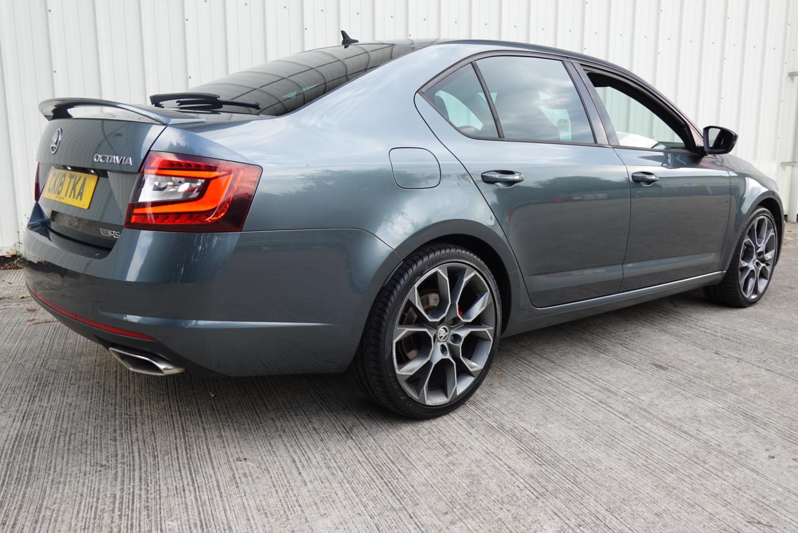 Skoda Octavia 2.0 TDI vRS Hatchback 5dr Diesel Manual Euro 6 (s/s) (184 ps)